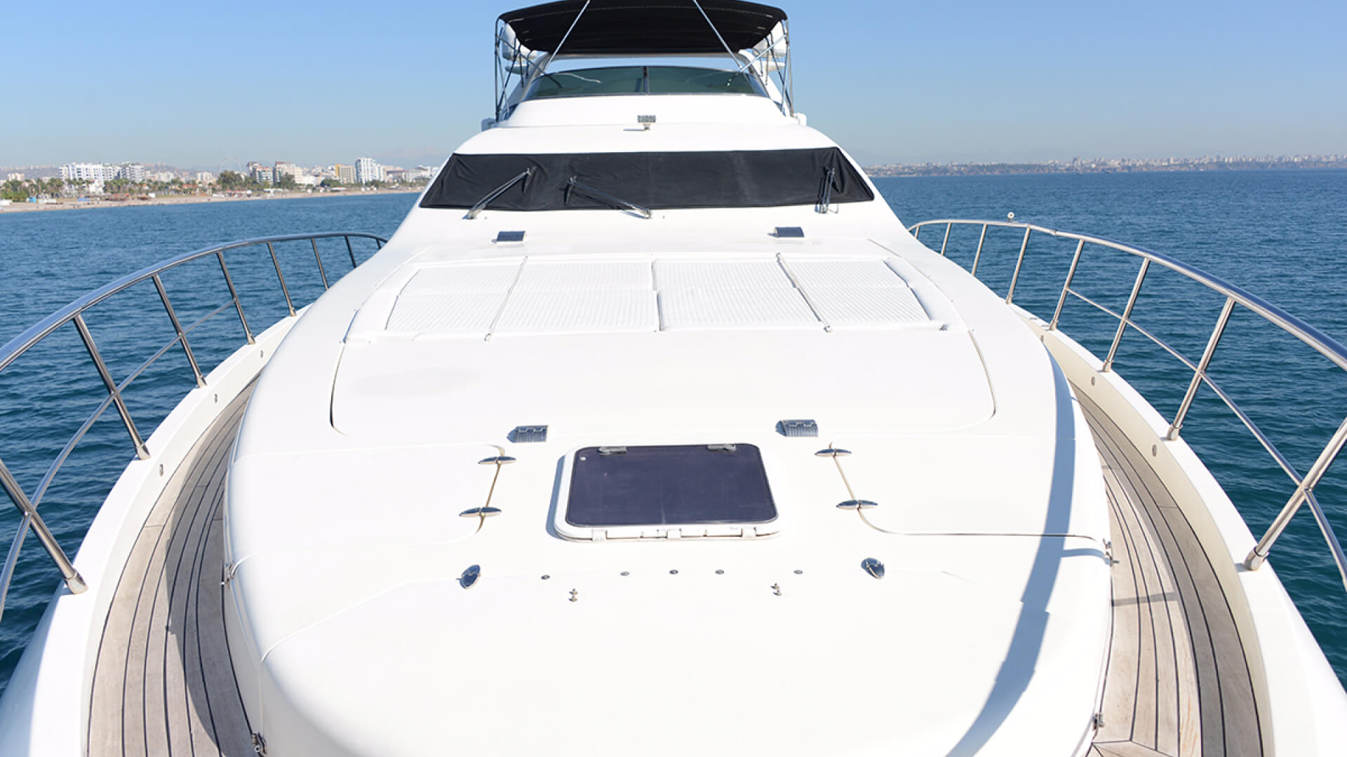 Antalya Tekne Tatili Delux Motoryat Azimut 30 Metre 4 Kabin