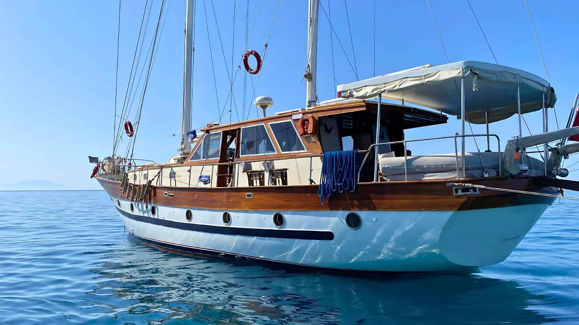 Göcek Lux Gulet 6 Kabin 23 Metre Mavi Yolculuk Tatili
