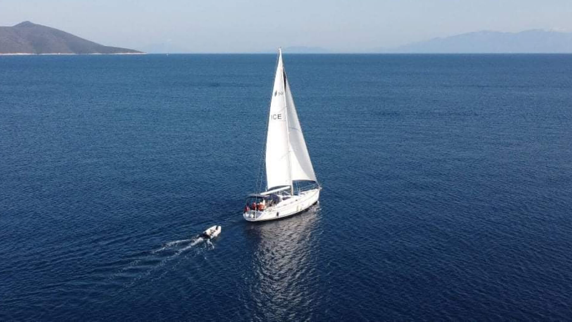 Bodrum Lüx Yelkenli Bavaria 50 - 5 Kabin 16 Metre