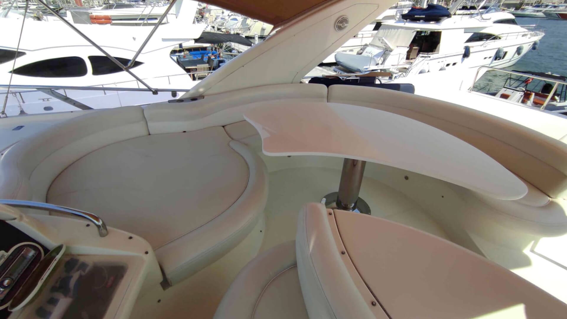 Bodrum Delux Motoryat Azimut 55 - 3 Kabin 17 Metre