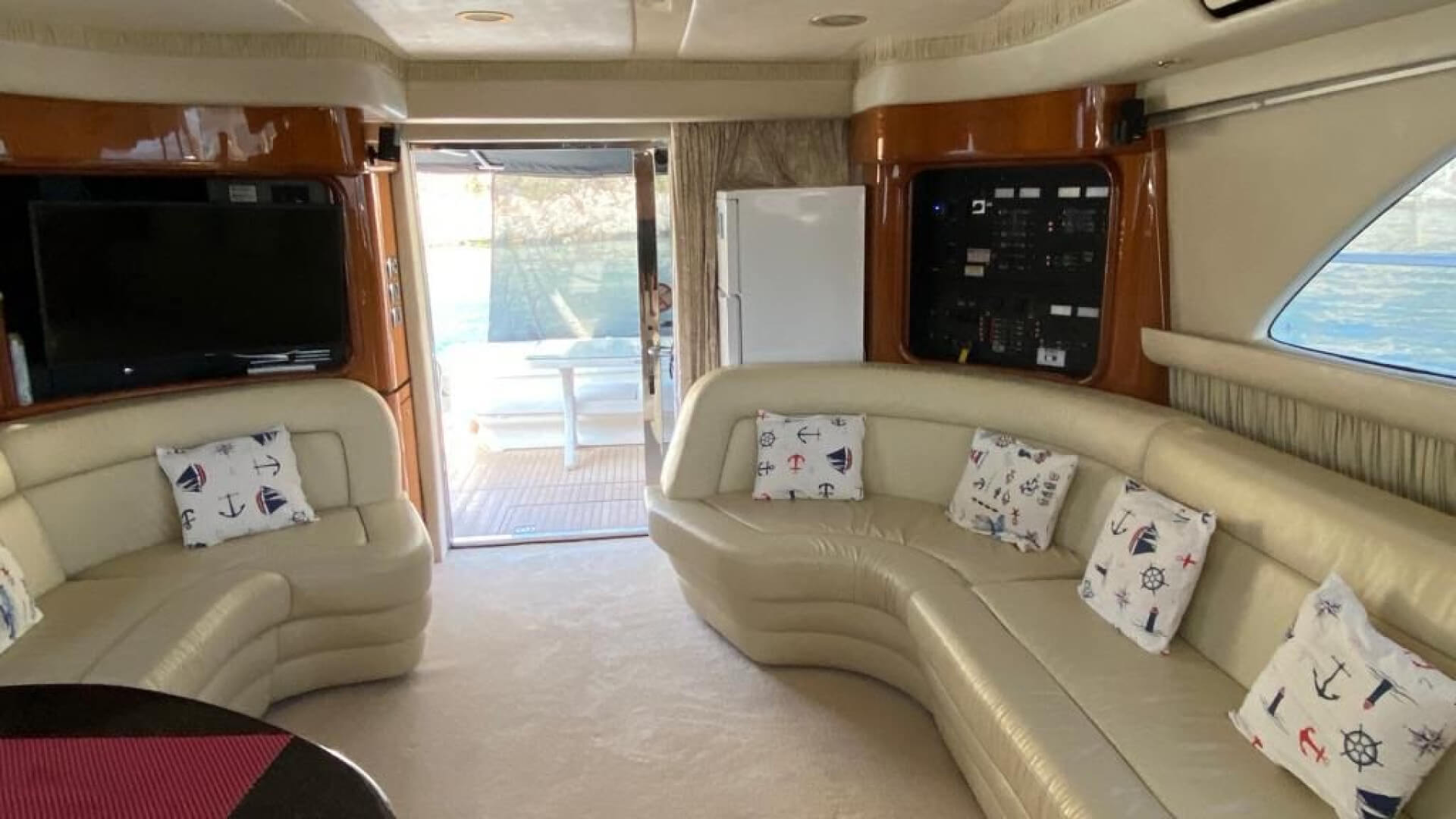 Bodrum Lux Motoryat Sea Ray 560 - 3 Kabin 18 Metre