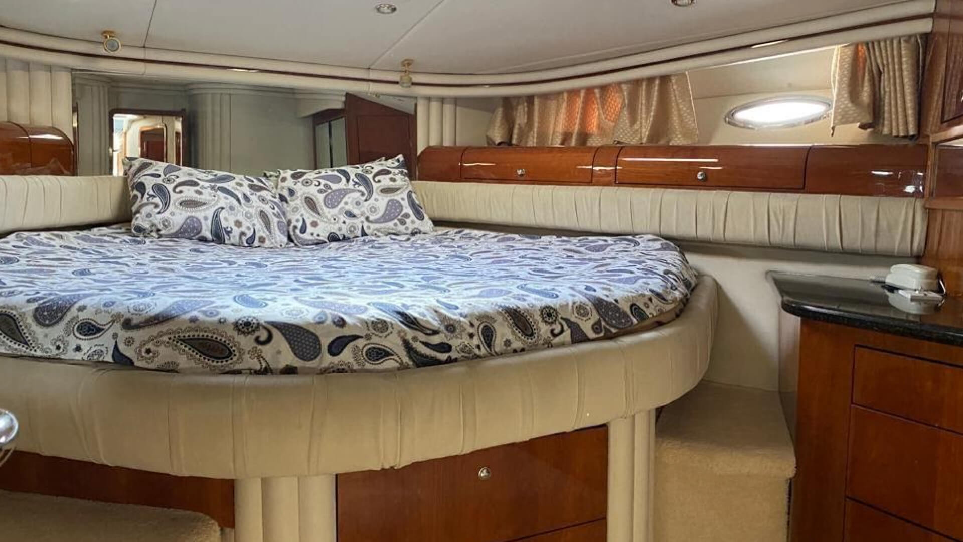 Bodrum Lux Motoryat Sea Ray 560 - 3 Kabin 18 Metre