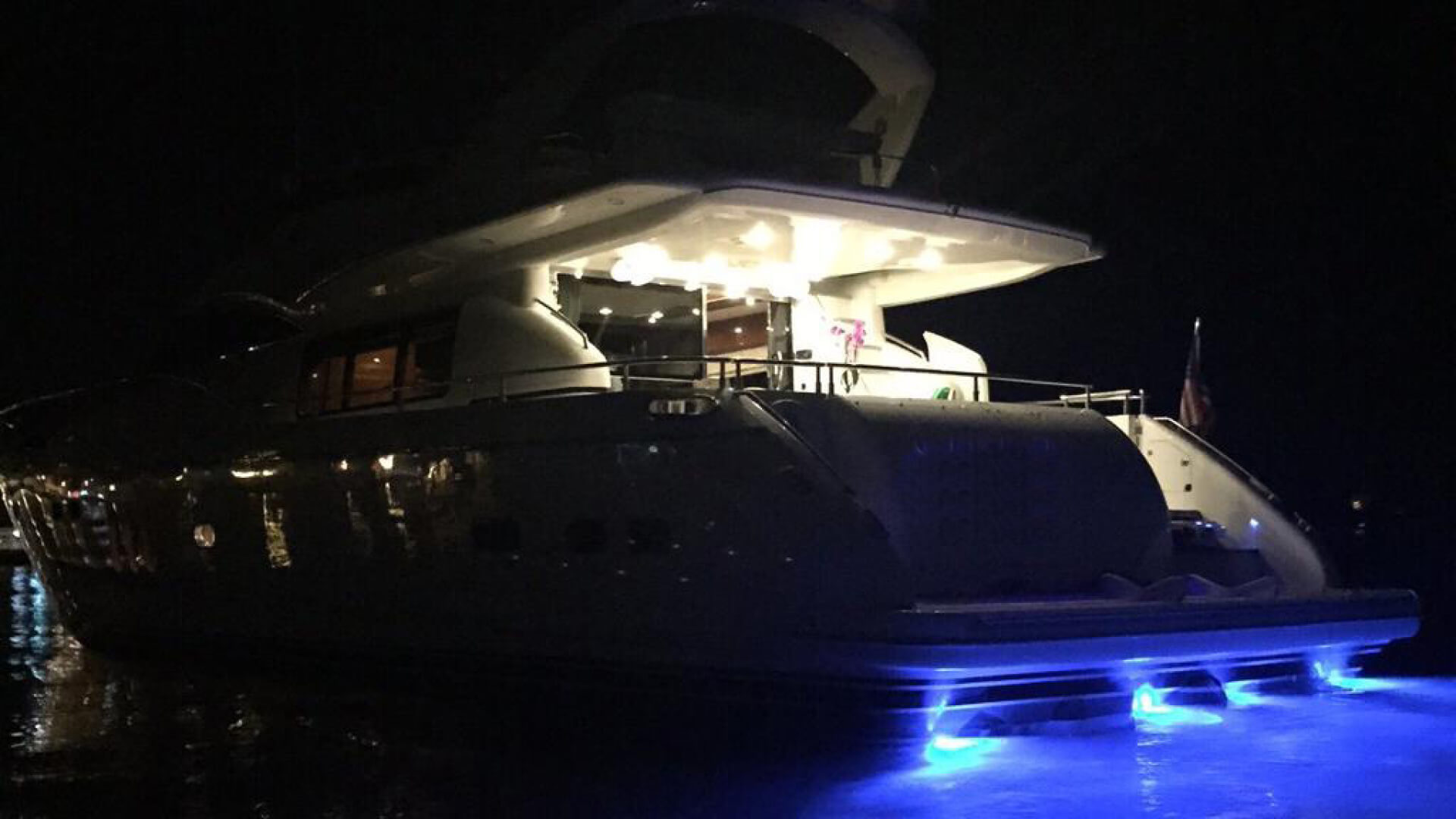 Bodrum Lux Motoryat Princess 75 - 4 Kabin 23 Metre