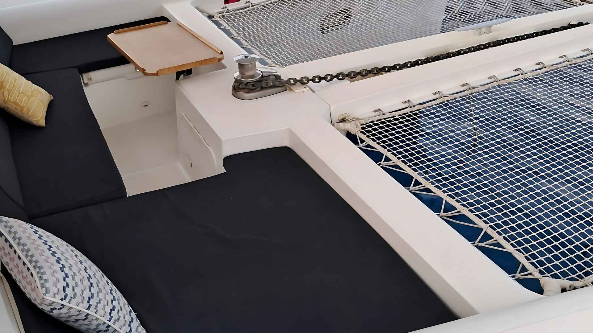 Bodrum Delux Katamaran Lagoon 450 - 4 kabin 14 Metre