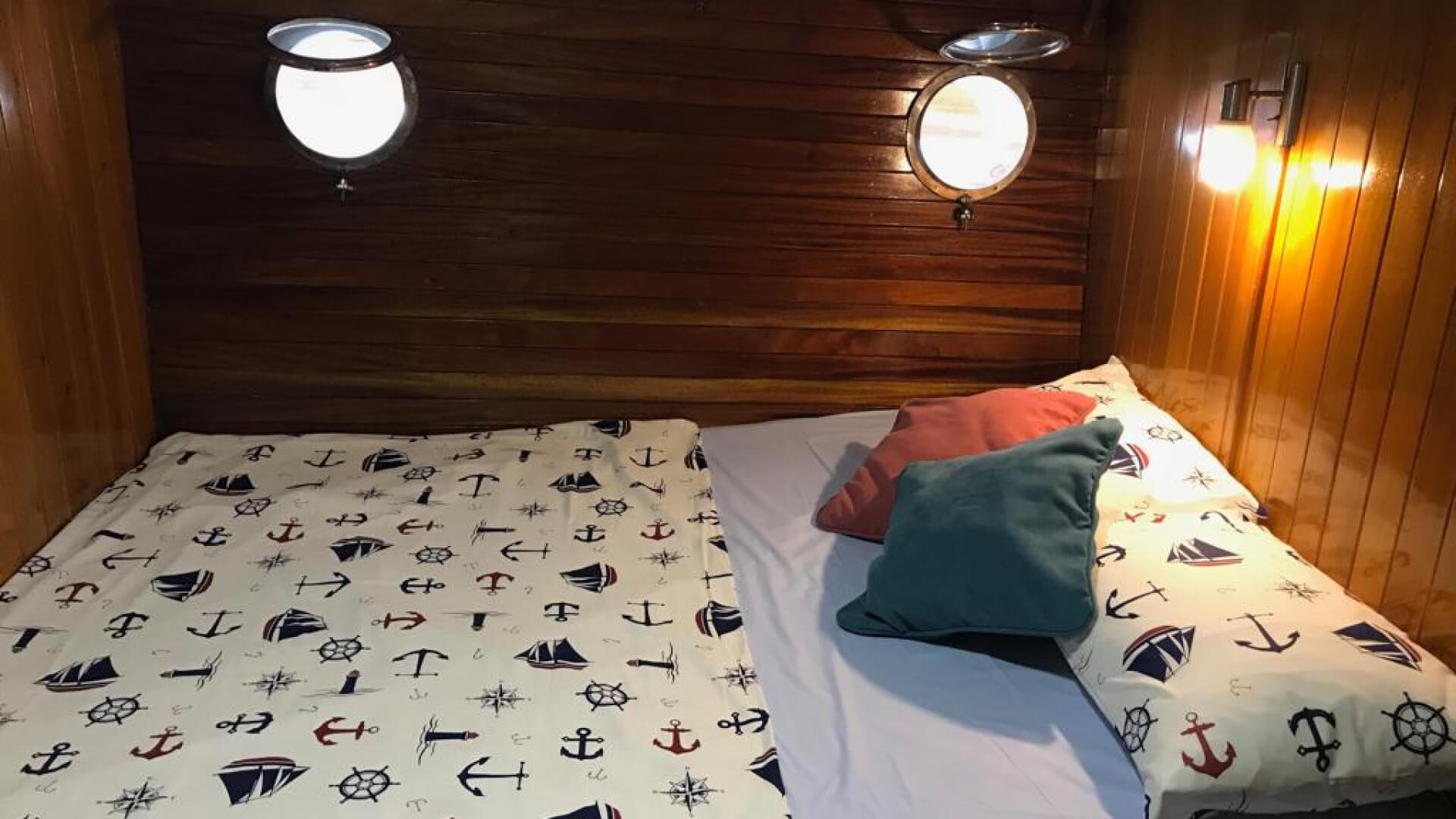 Mavi Yolculuk Lux Gulet 8 Kabin 27 Metre
