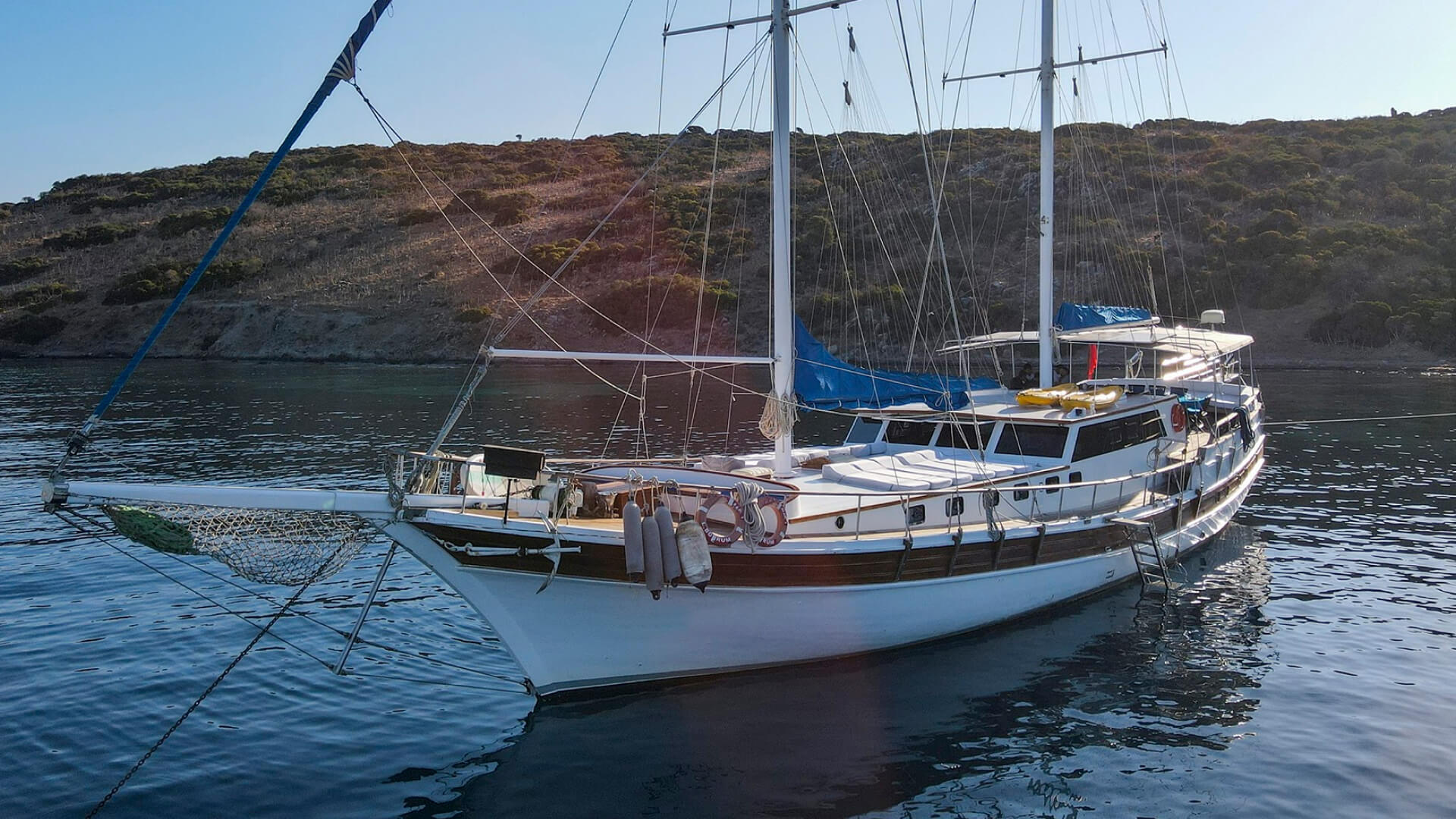Mavi Yolculuk Lux Gulet 8 Kabin 27 Metre