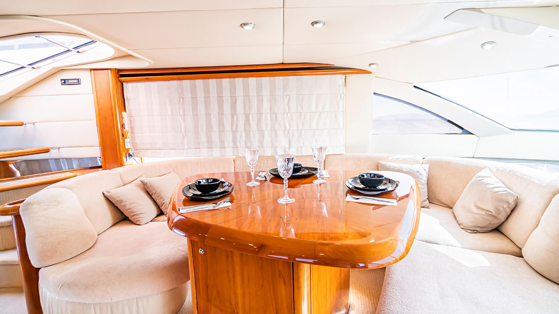 Bodrum Delux Motoryat Sunseeker Edition 75 F - 4 Kabin 25 Metre