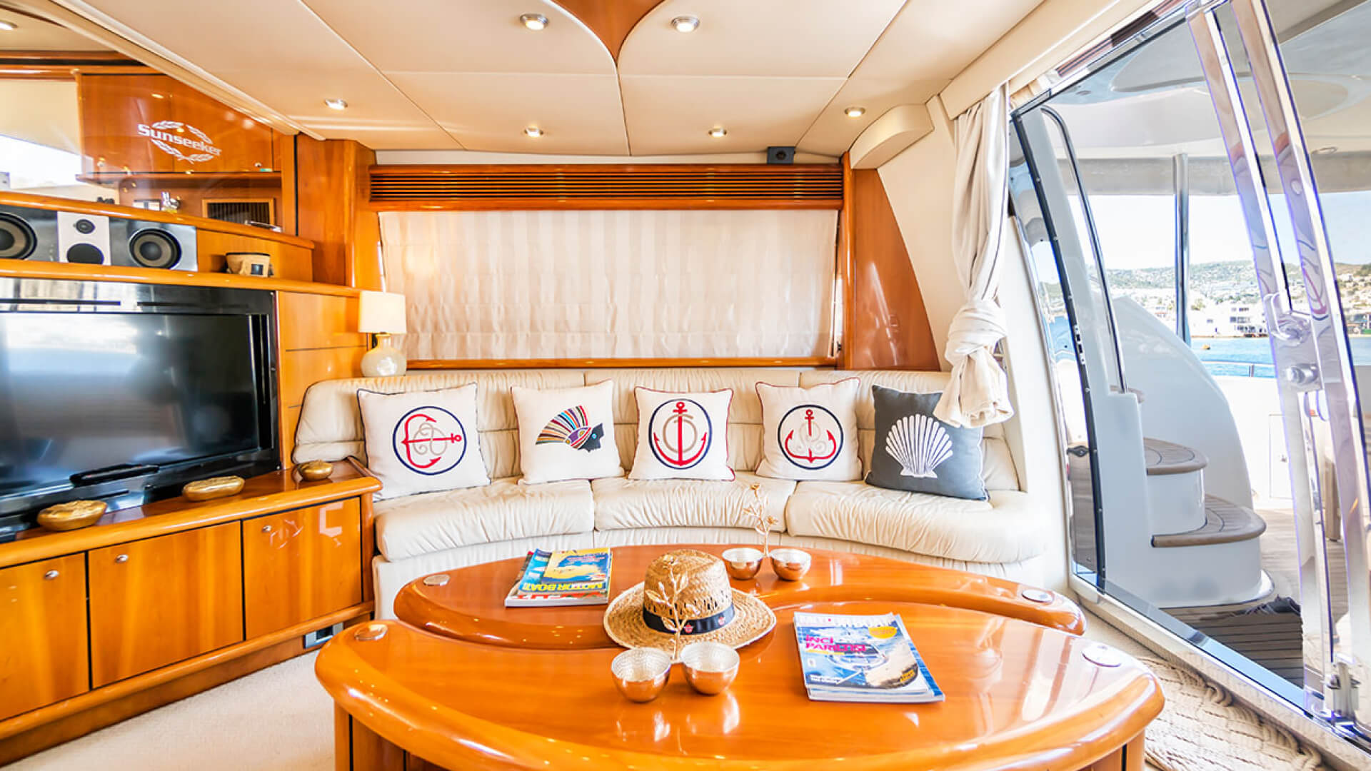 Bodrum Delux Motoryat Sunseeker Edition 75 F - 4 Kabin 25 Metre