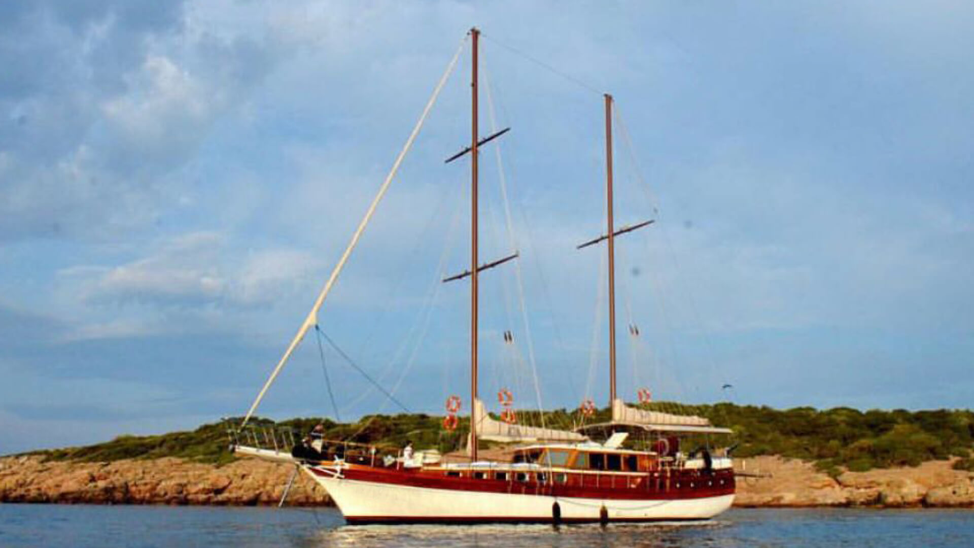 Göcek Mavi Tur Lux Gulet 6 Kabin 22 Metre 