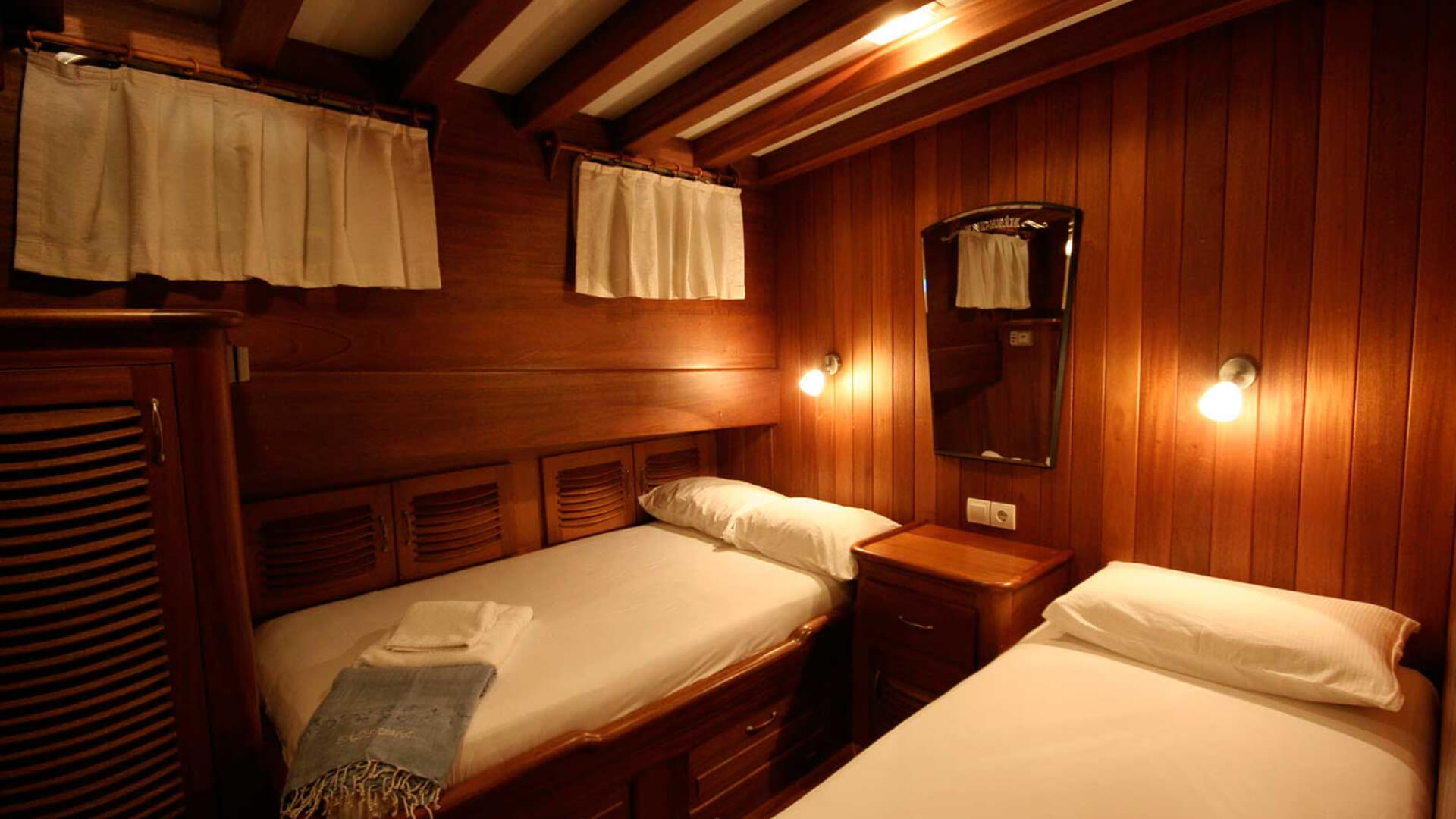 Bodrum Mavi Tur Delux Gulet  6 Kabin 29 Metre