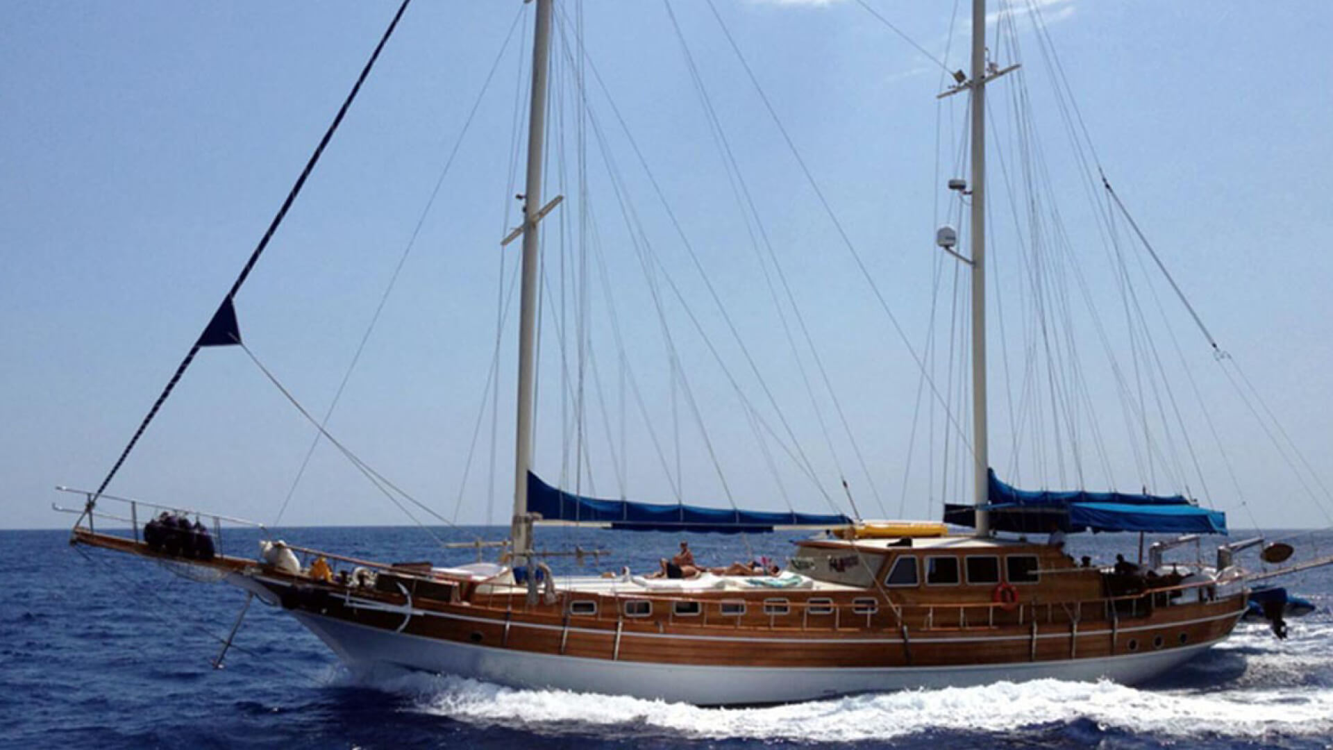 Bodrum Delux Gulet ile Mavi Tur 5 Kabin 25 Metre