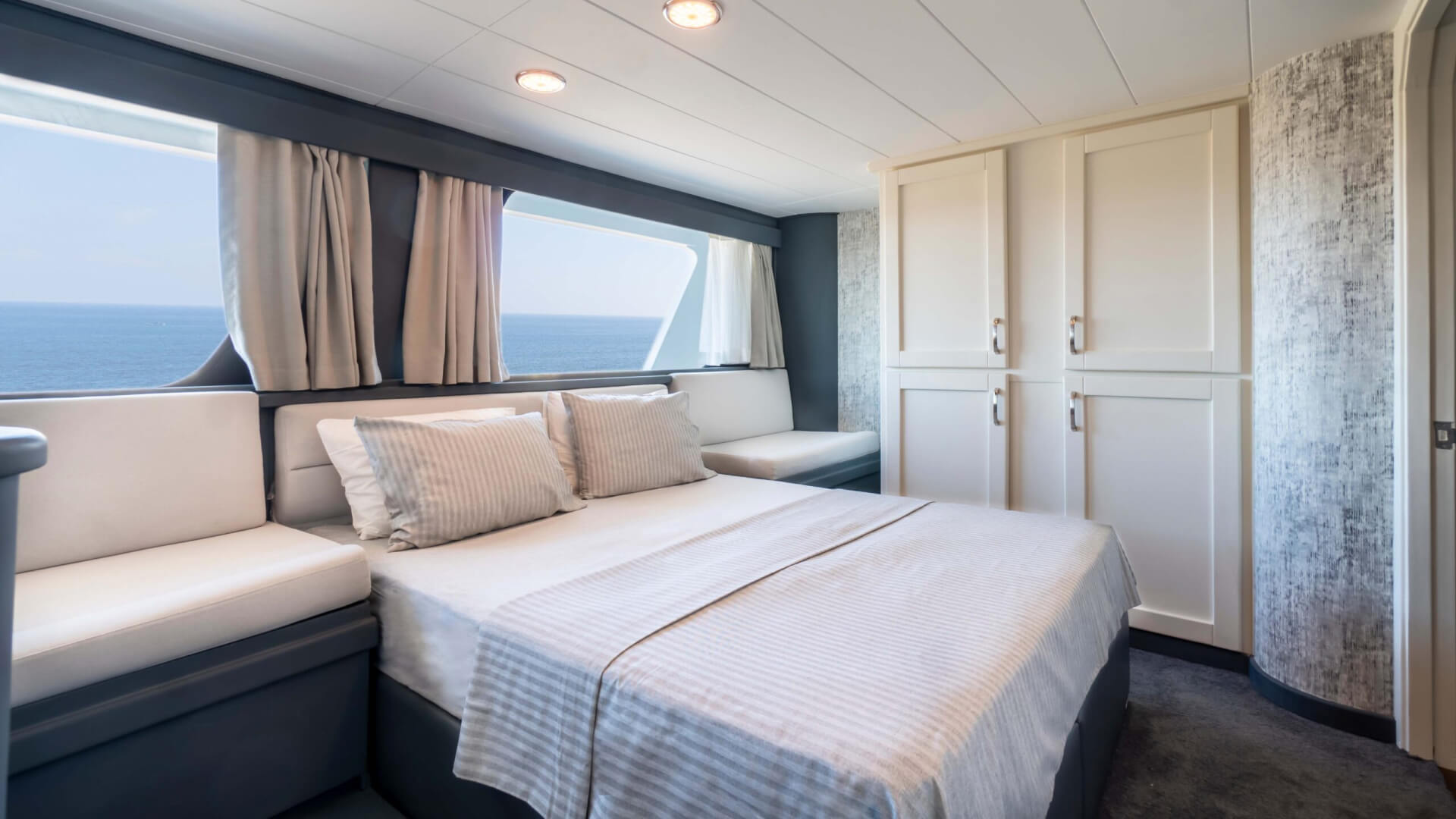 Ultra Lux Süperyat 6 Kabin 42 Metre