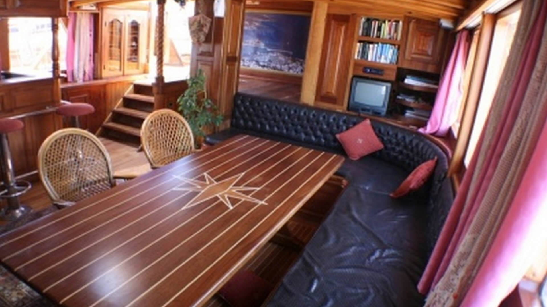 Bodrum Mavi Tur Lux Gulet Kiralama 8 Kabin 27 Metre