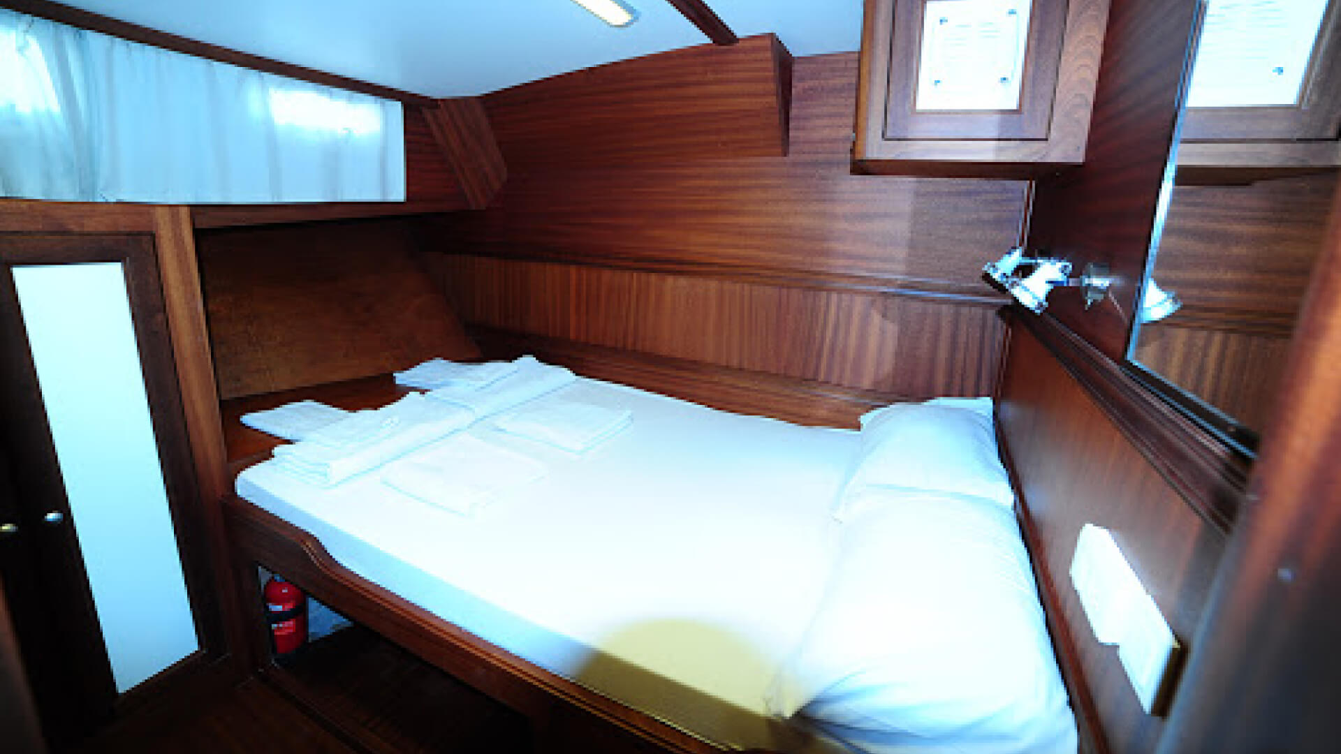 Bodrum Mavi Tur Lux Gulet Kiralama 8 Kabin 27 Metre