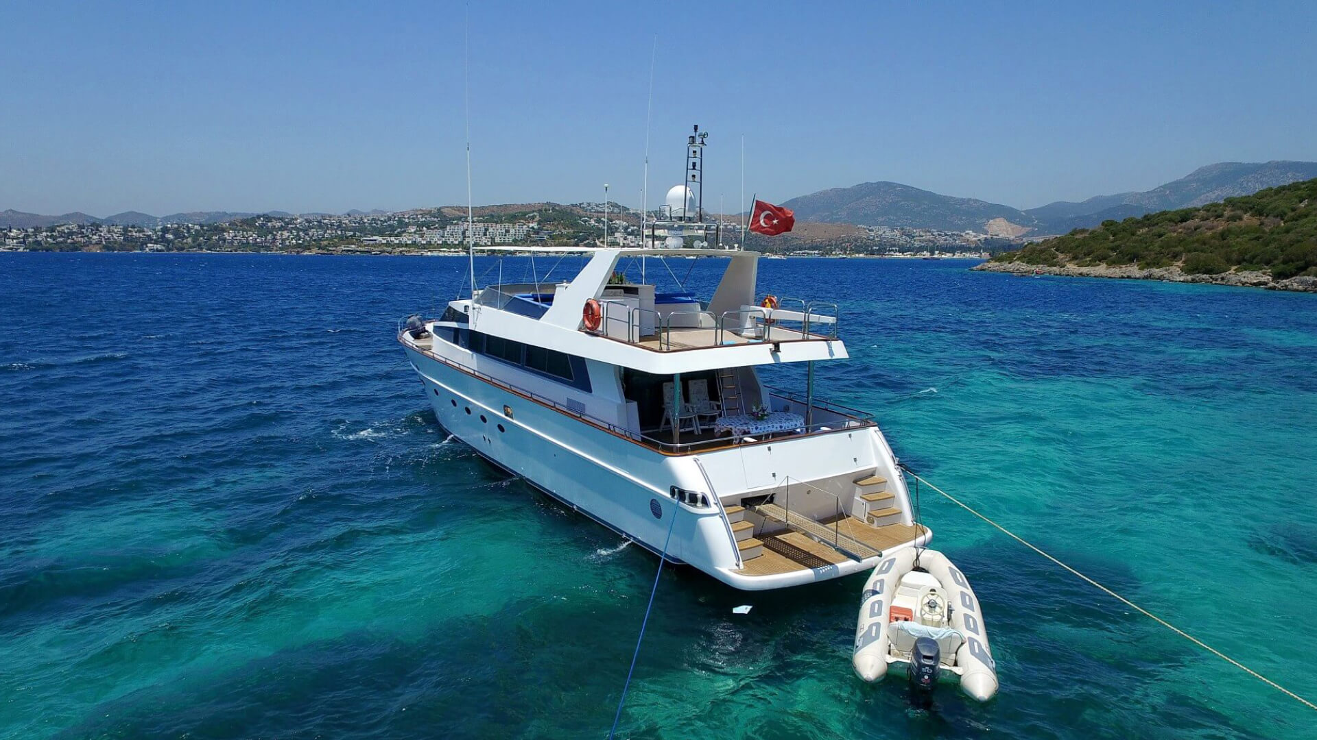 Delux Motoryat Tekne Turu 4 Kabin