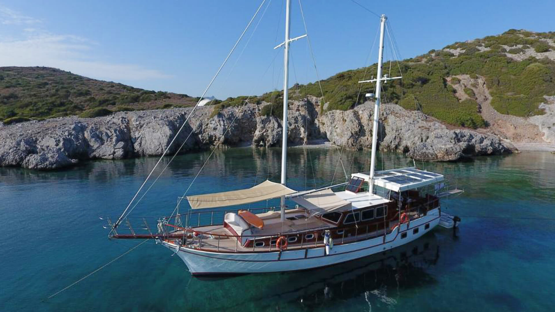 Bodrum Mavi Yolculuk Tekne Tatili 4 Kabin 18 Metre
