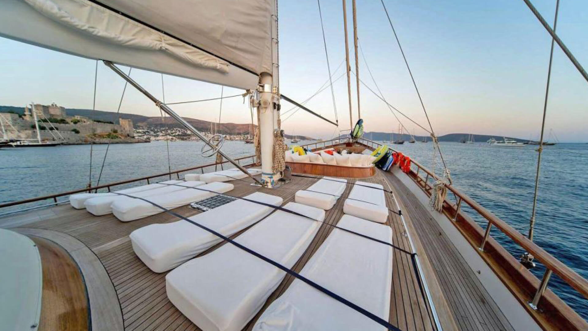 Delux Gulet Kiralama 5 Kabin 41 Metre