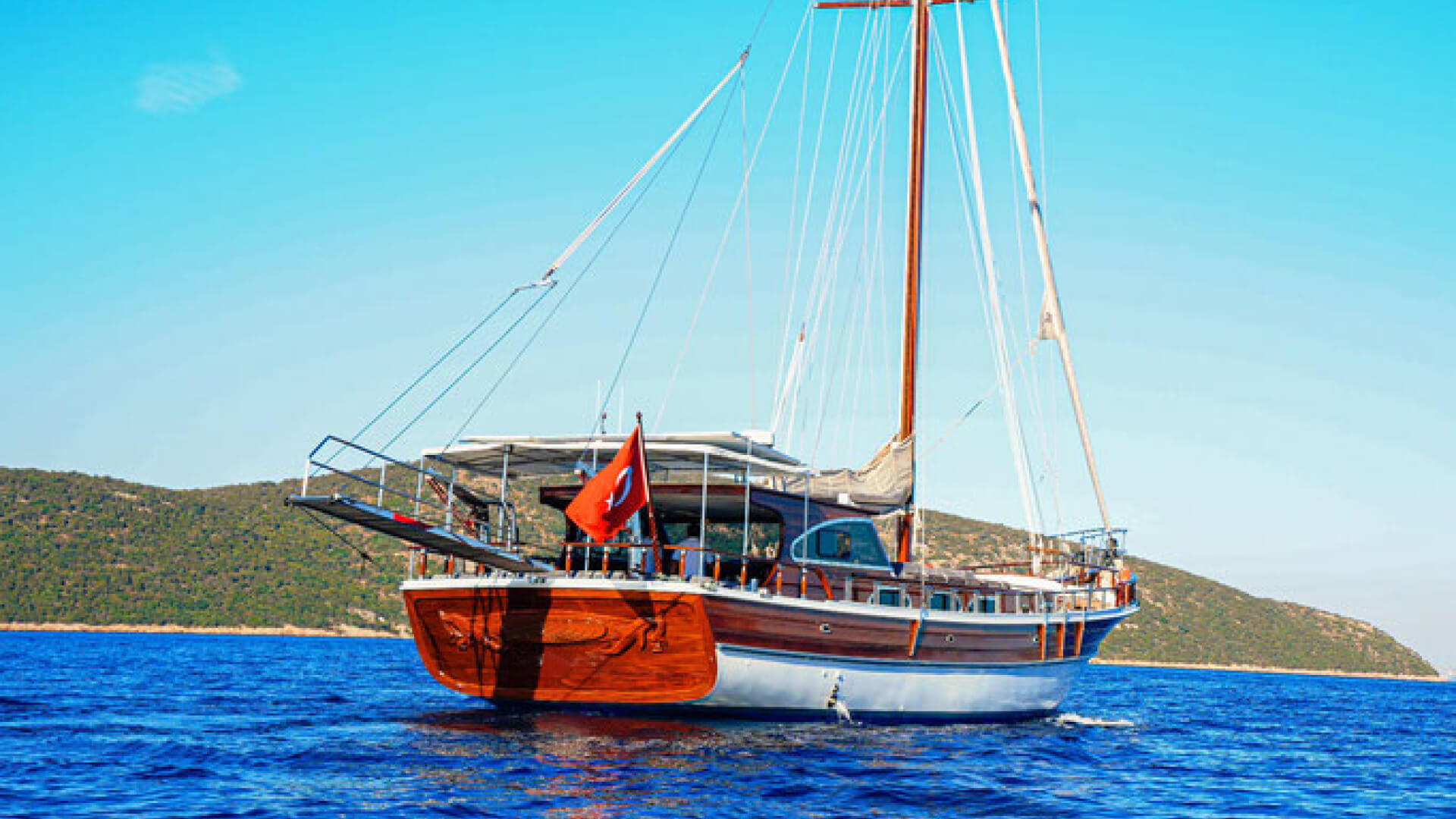 Gulet Mavi Yolculuk Tekne Turu 3 Kabin 19 Metre