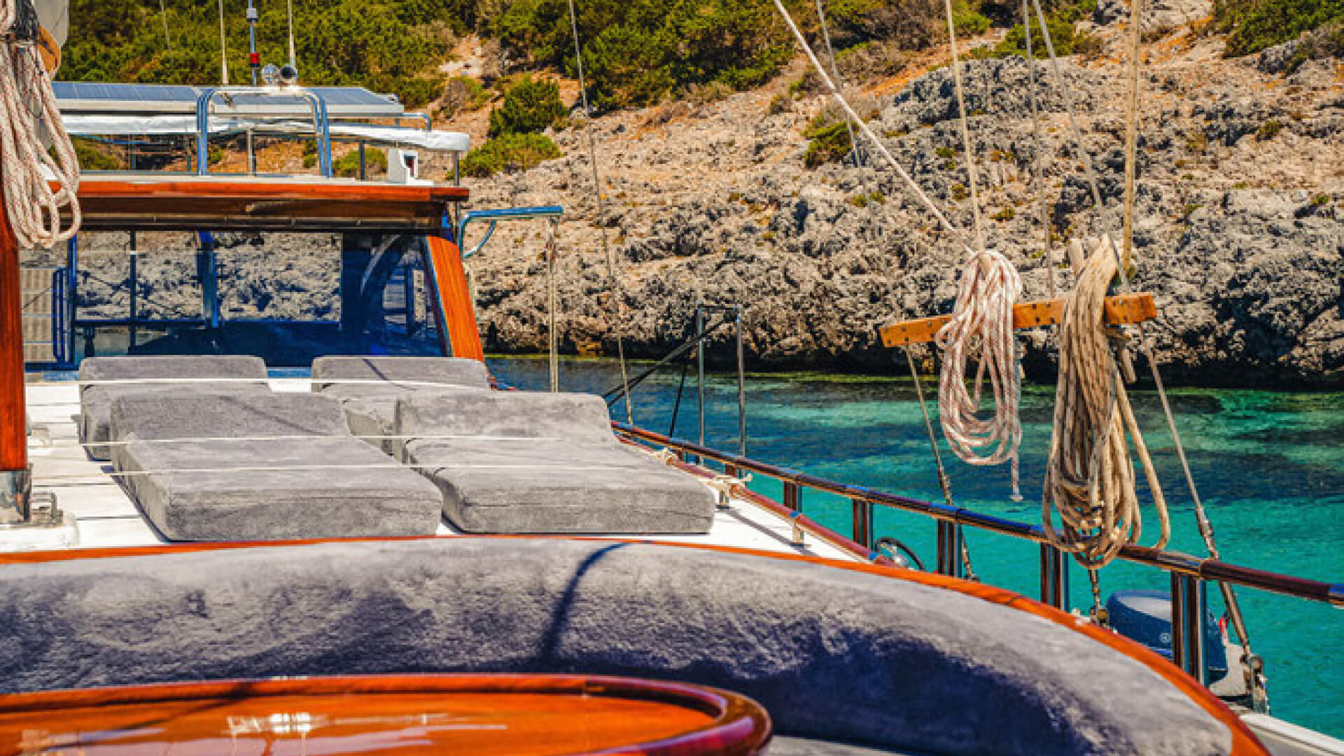 Gulet Mavi Yolculuk Tekne Turu 3 Kabin 19 Metre