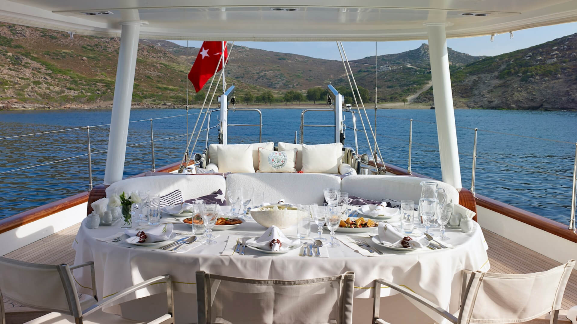 Exclusive Süperyat  Kiralama 4 Kabin 36 Metre 