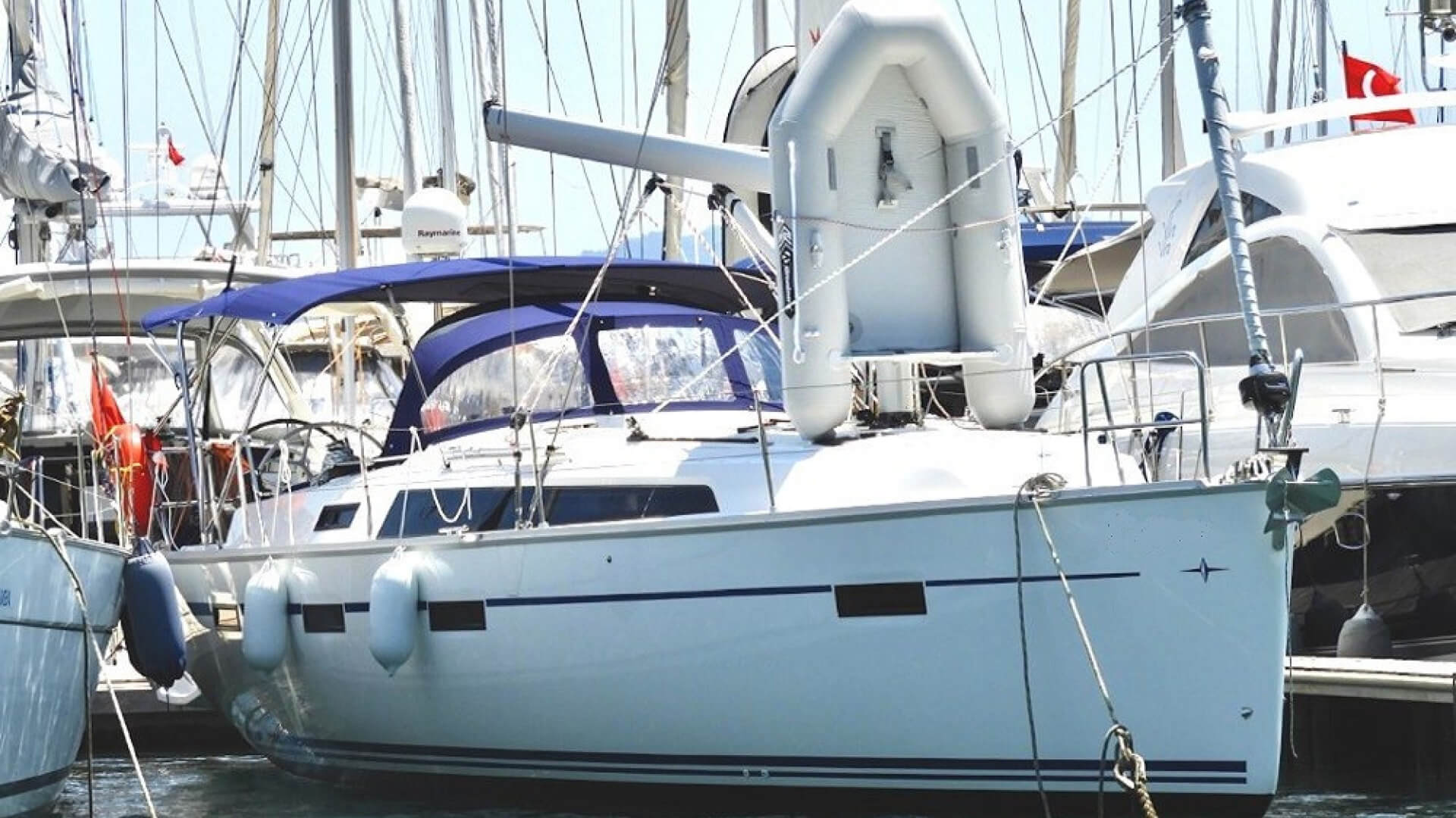 Bavaria Cruiser 41 Yelkenli Kiralama 3 Kabin 13 Metre