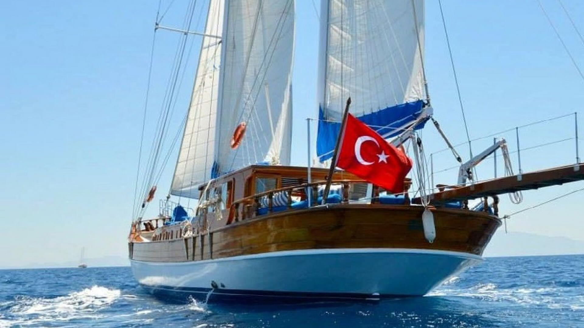 Bodrum Gulet Tekne Kiralama 6 Kabin 23 Metre