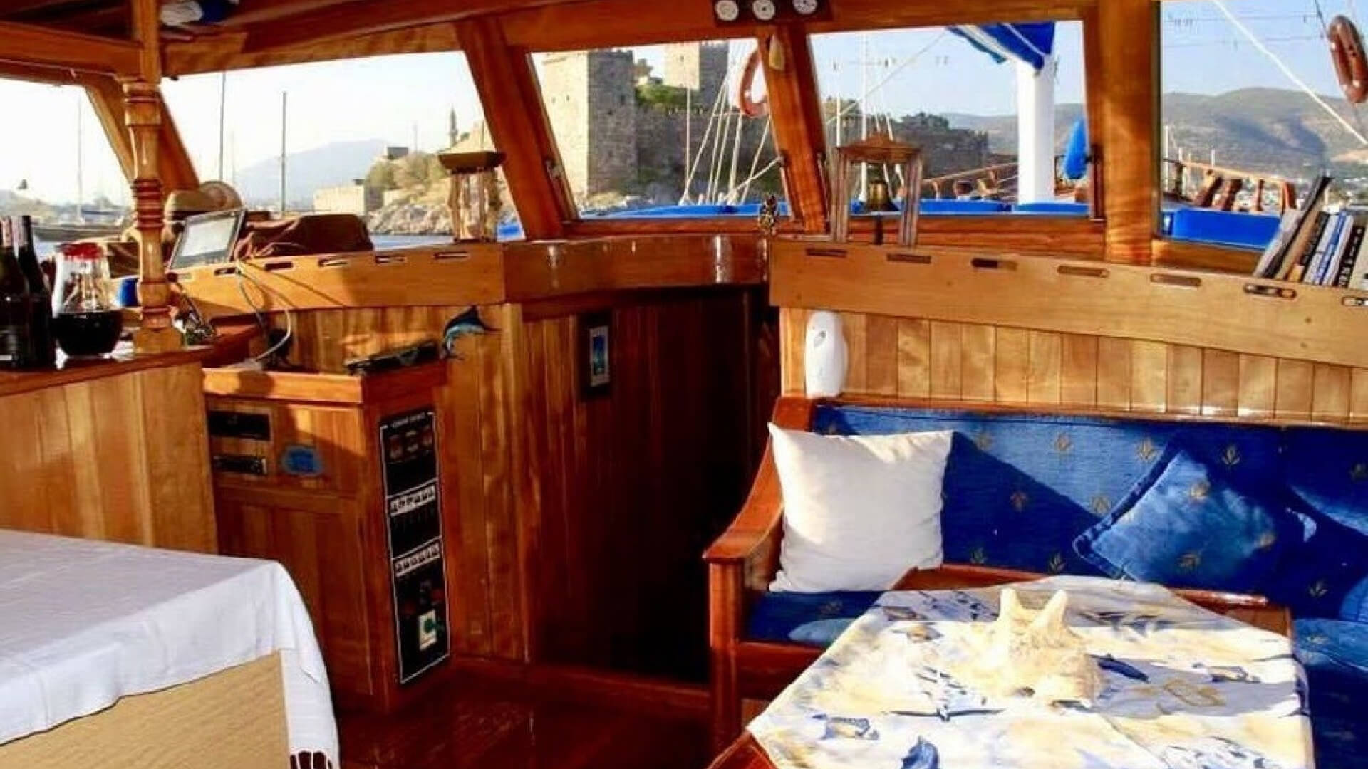 Bodrum Gulet Tekne Kiralama 6 Kabin 23 Metre