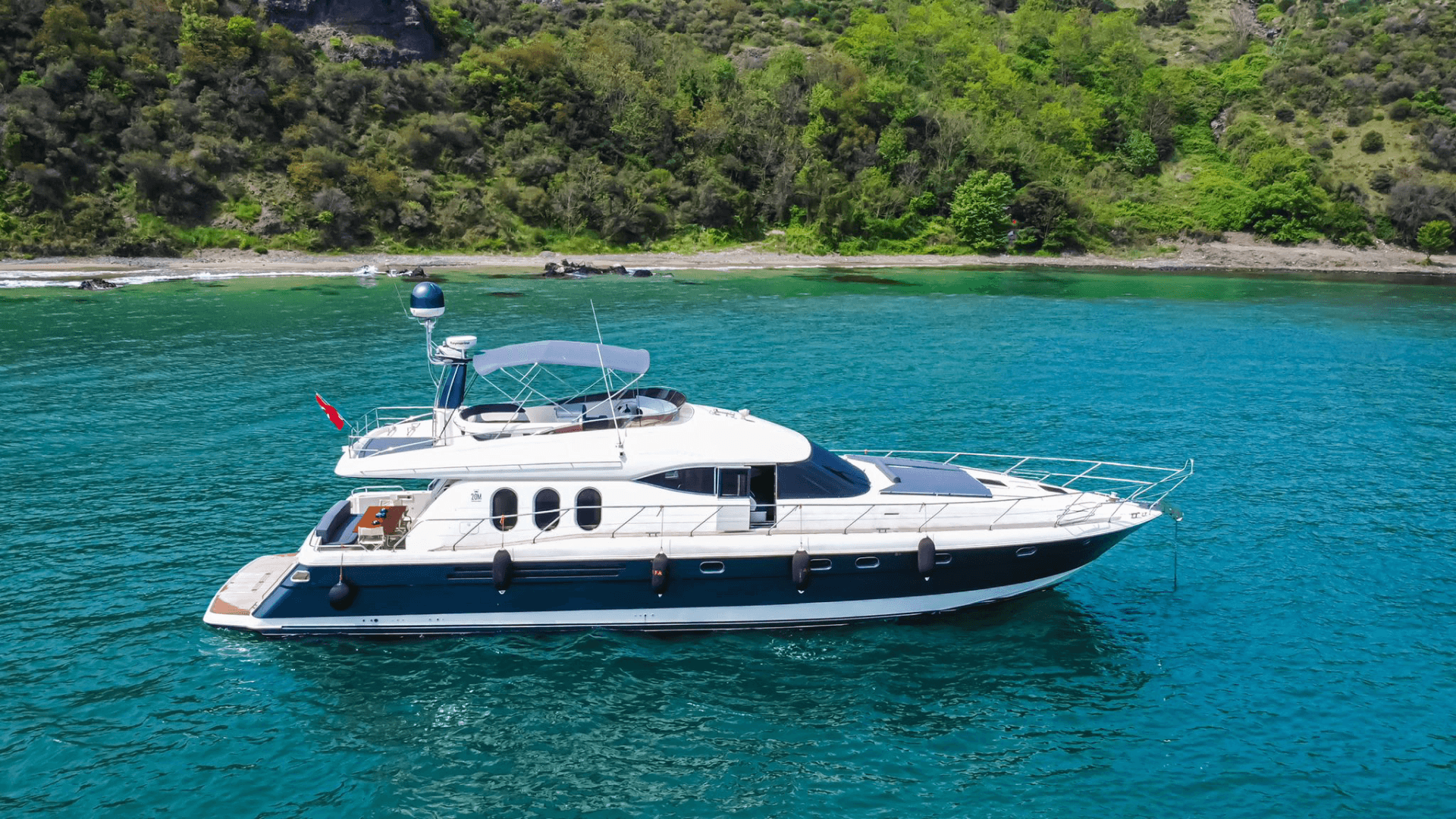 Saatlik Tekne Kiralama 10 Kişilik 22 Metre