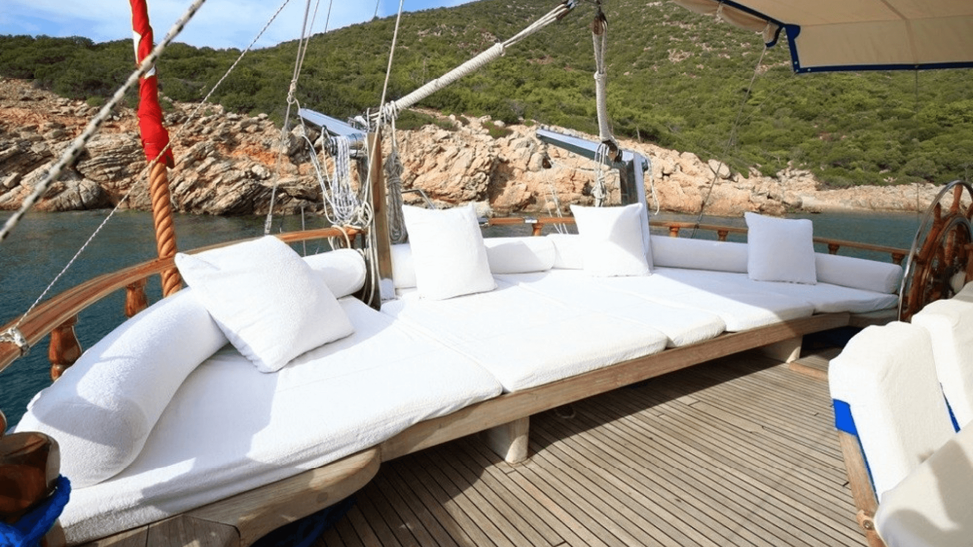Bodrum Gulet Kiralama 8 Kabin 28 Metre