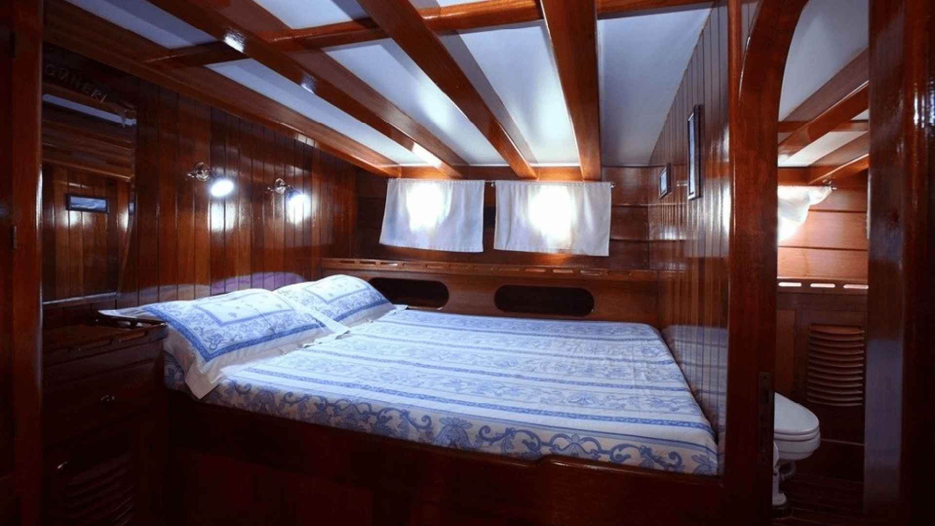 Bodrum Gulet Kiralama 8 Kabin 28 Metre