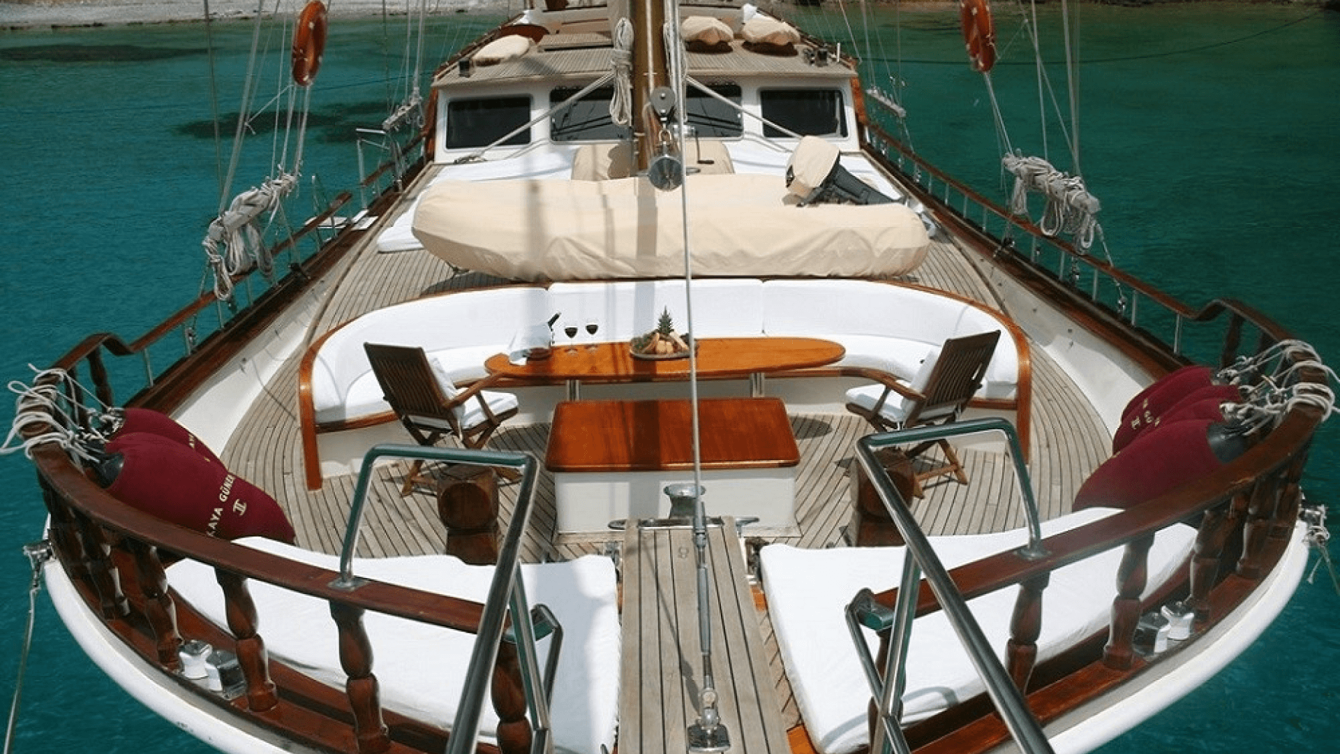 Bodrum Gulet Kiralama 6 Kabin 30 Metre