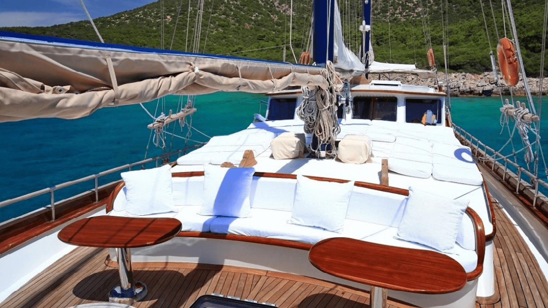 Bodrum Gulet Kiralama 7 Kabin 25 Metre