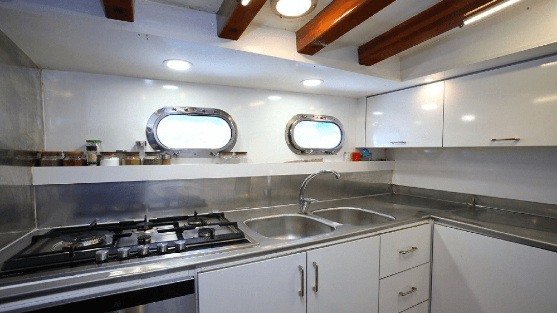 Bodrum Gulet Kiralama 7 Kabin 25 Metre