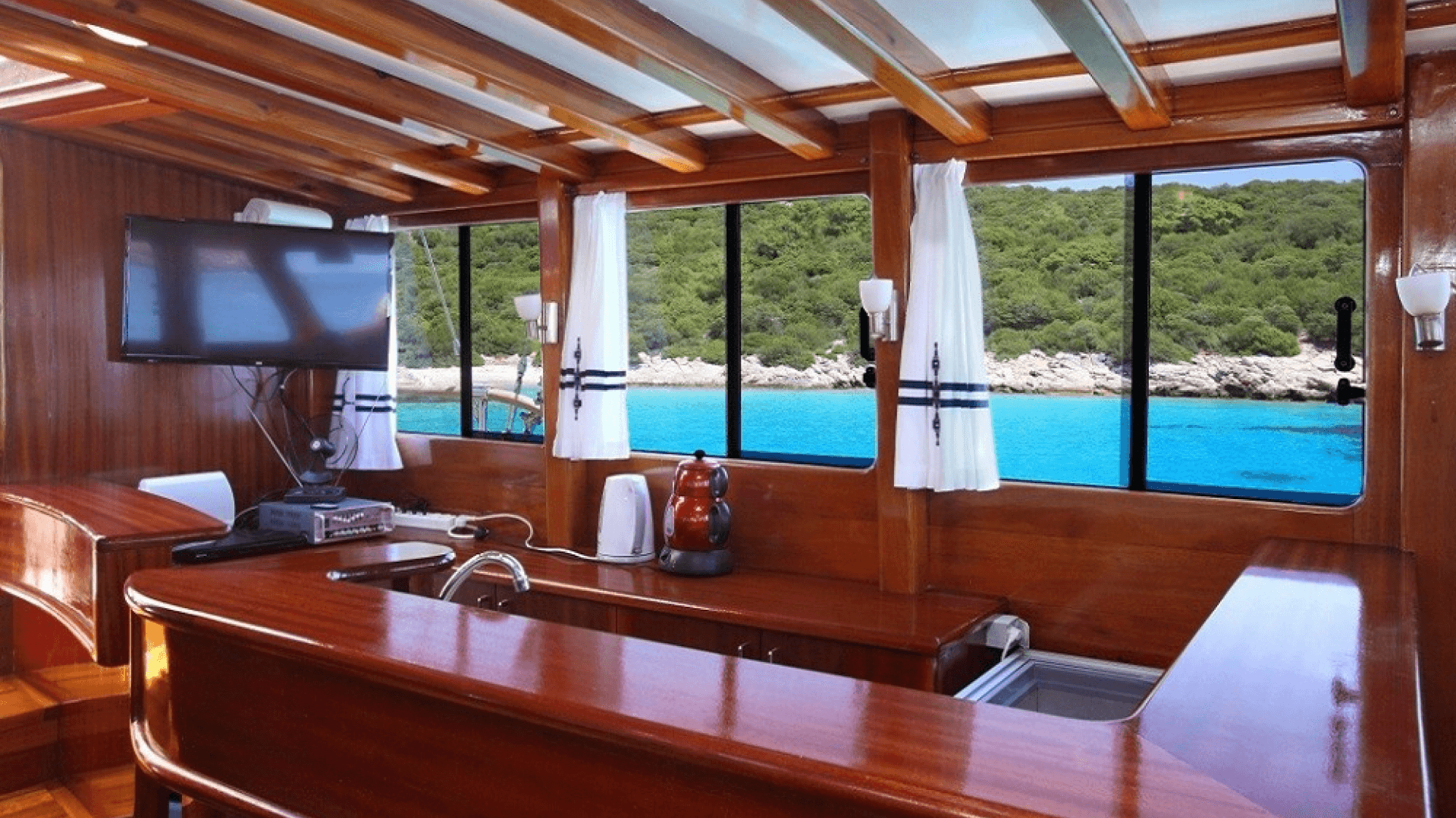Bodrum Gulet Kiralama 7 Kabin 25 Metre