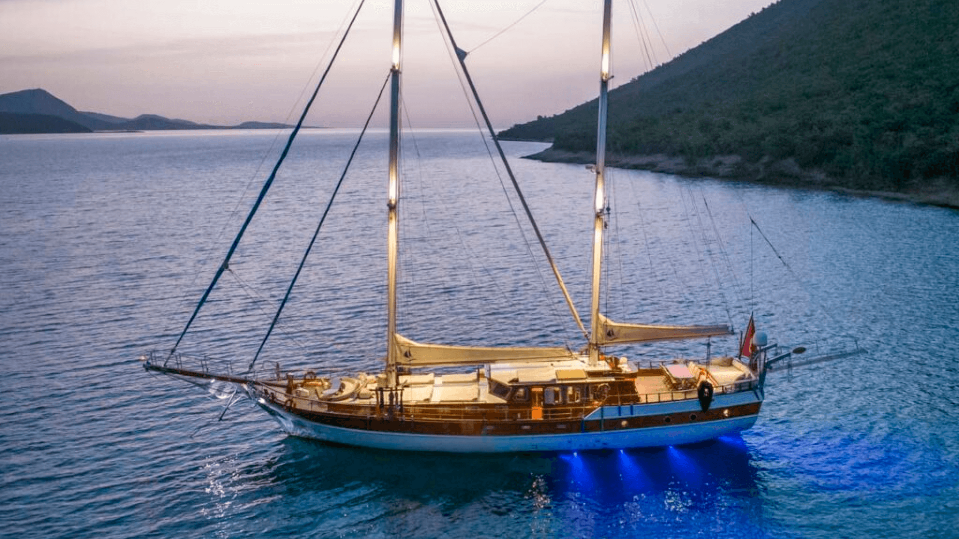 Bodrum Gulet Tekne Kiralama 6 Kabin 28 Metre 
