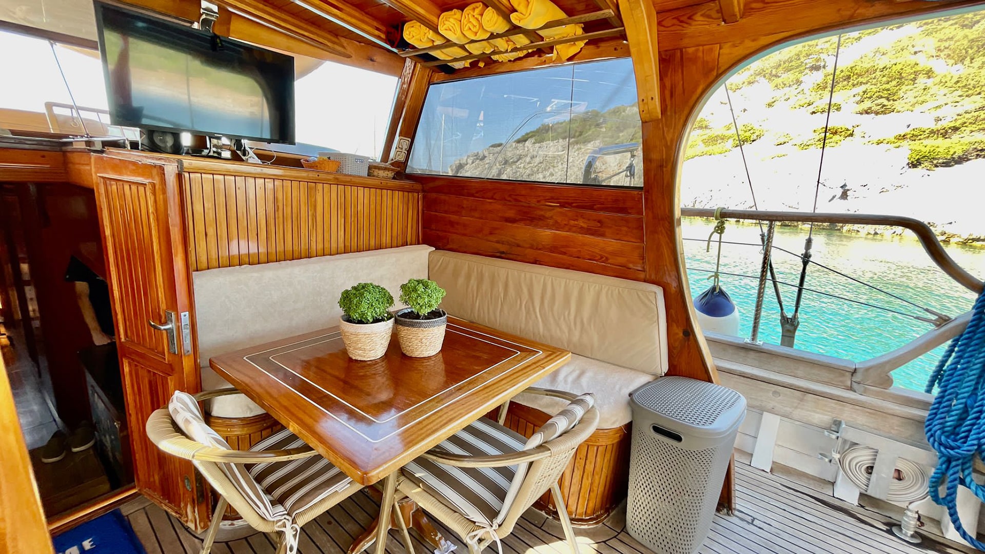 Bodrum Gulet Tekne Kiralama 3 Kabin 18 Metre