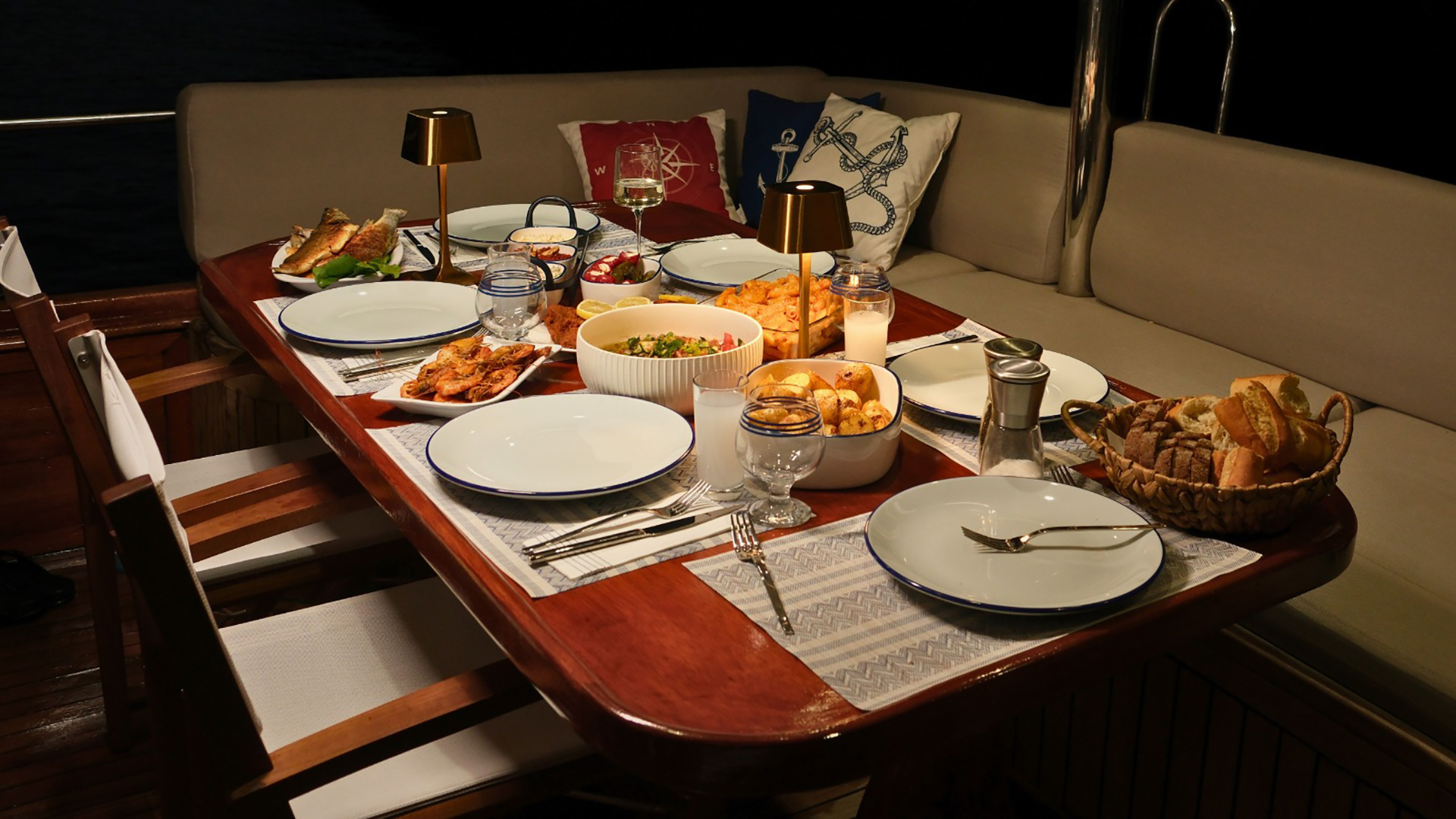 Bodrum Gulet Tekne Kiralama 2 Kabin 16,5 Metre 2012 Model