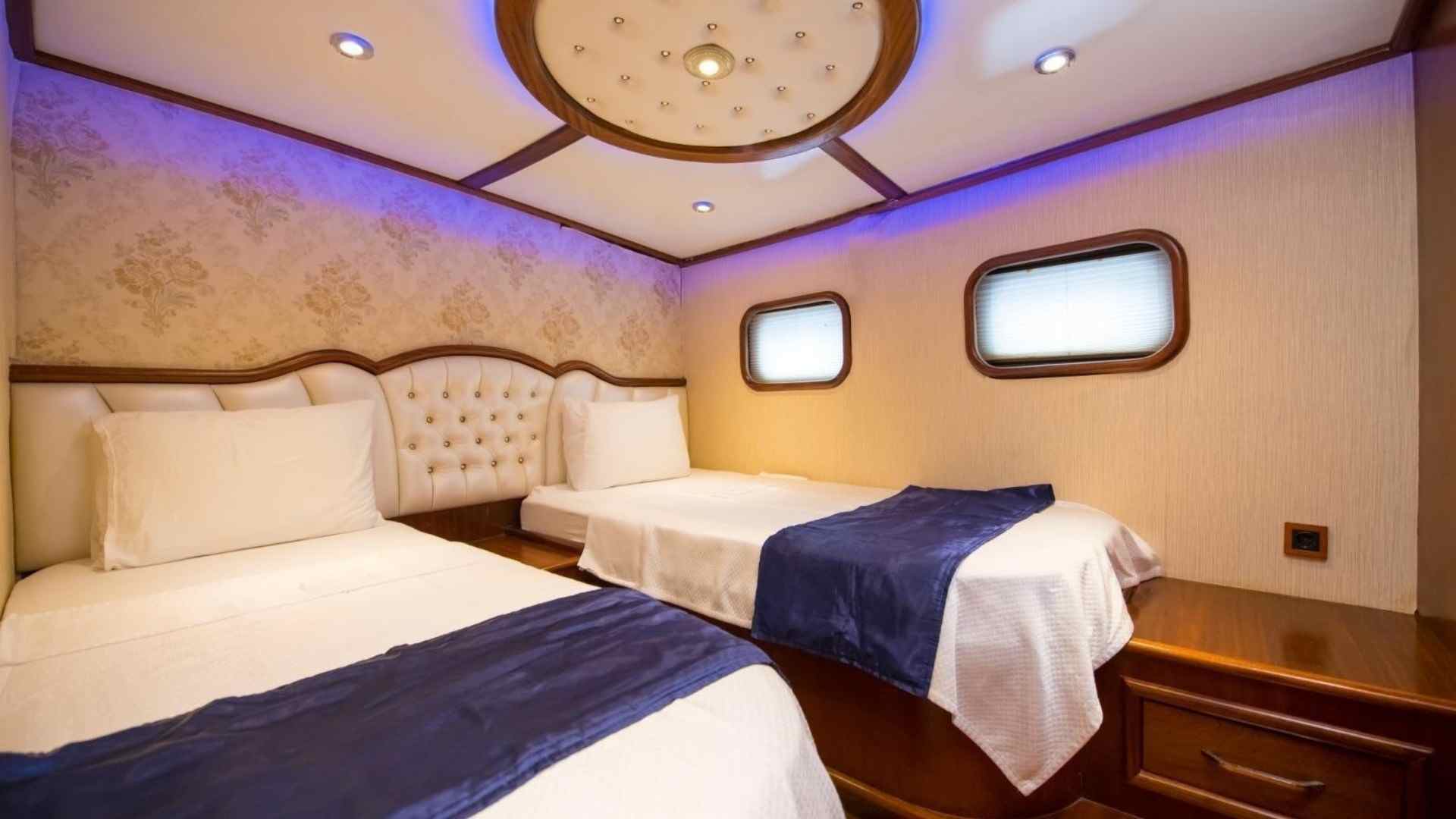 Ege & Akdeniz’de Lüks Mavi Tur | 12 Kişilik Konforlu Gulet Kiralama