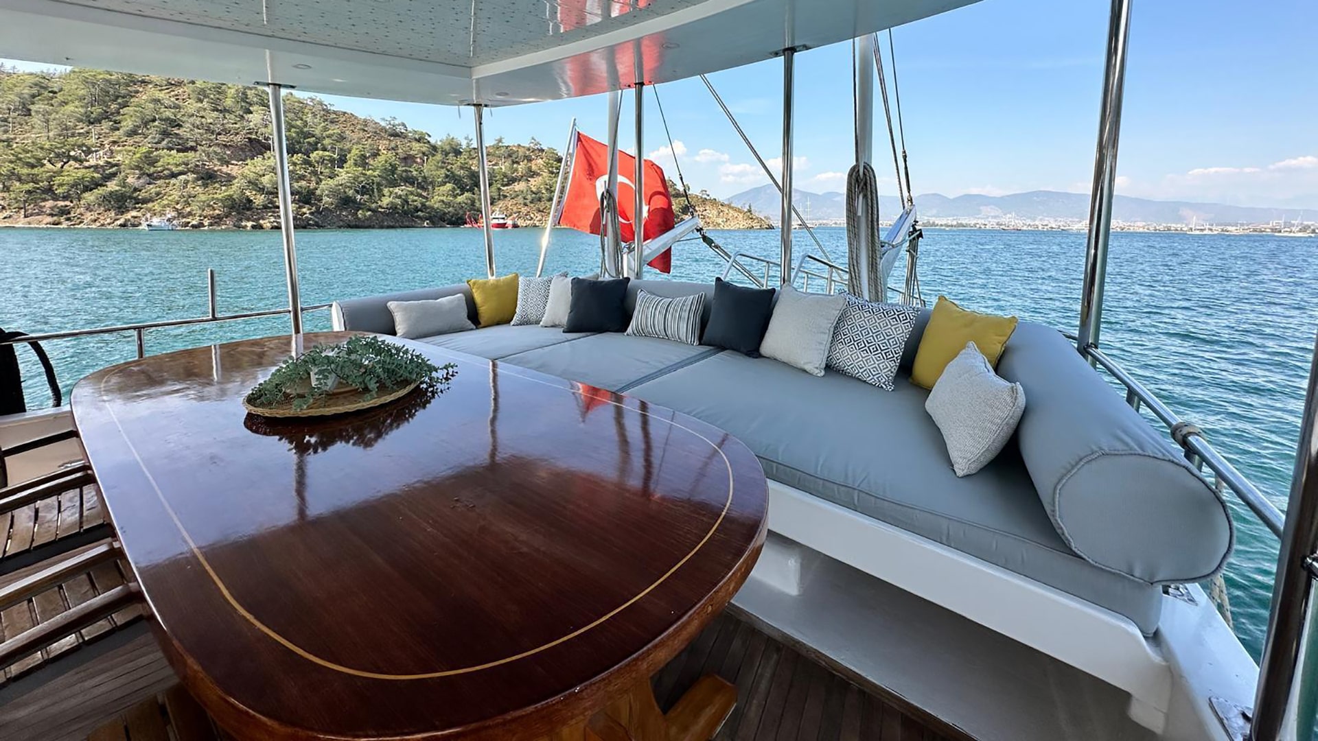 Göcek Standart Gulet 5 Kabin 22 Metre