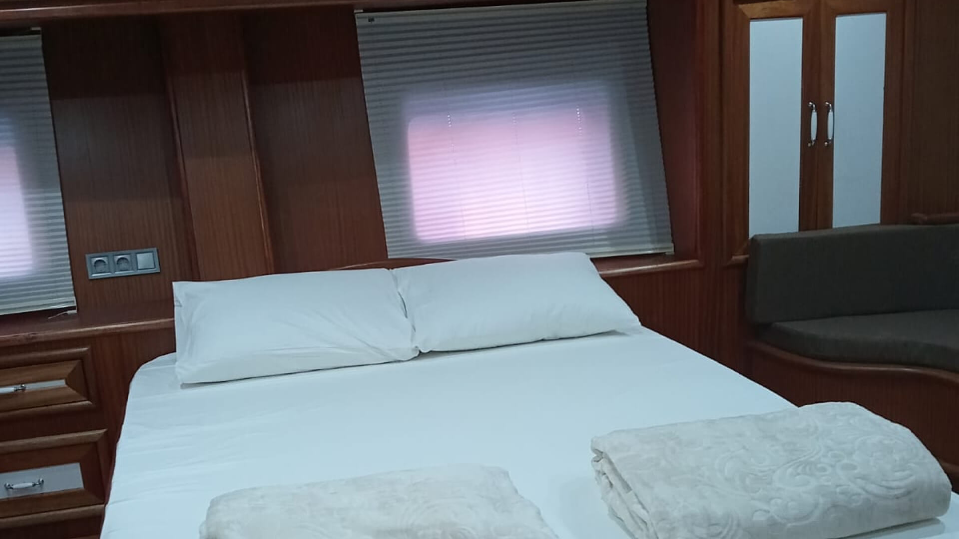 Bozburun Lux Klimalı Kiralık Gulet 12 Kişi 24 Metre