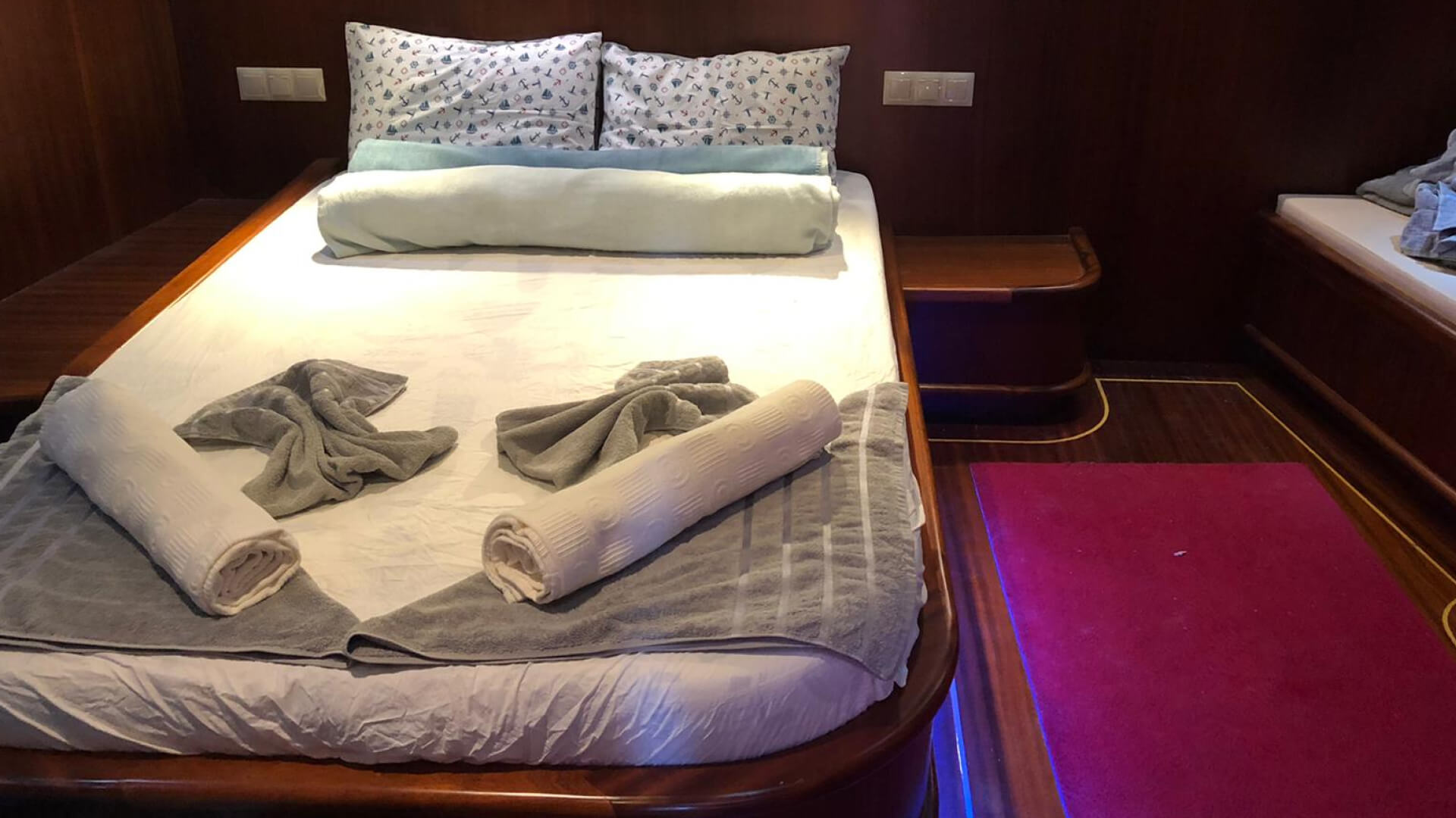 Bozburun Kiralık Konaklamalı Lux Gulet 12 Kişi 25 Metre