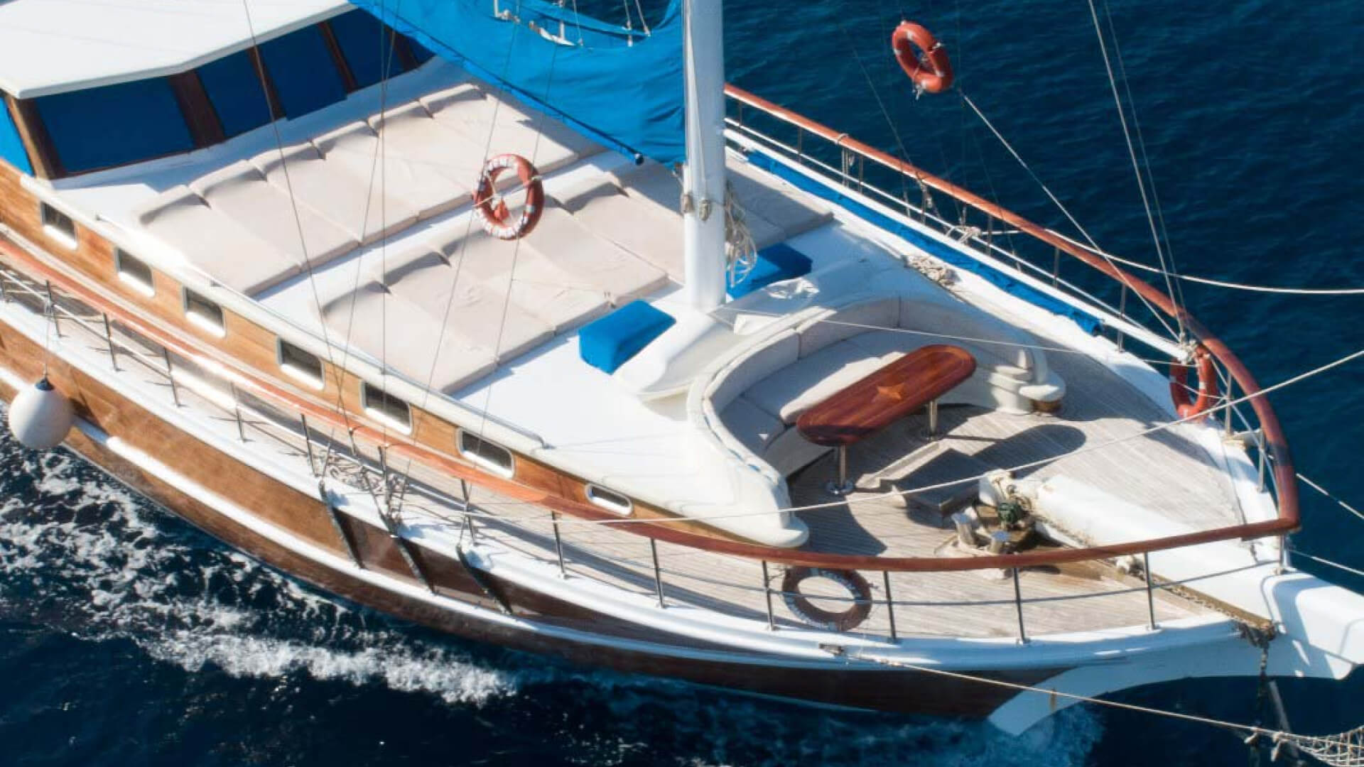 Bozburun Delux Klimalı Kiralık Gulet 6 Kabin 27 Metre