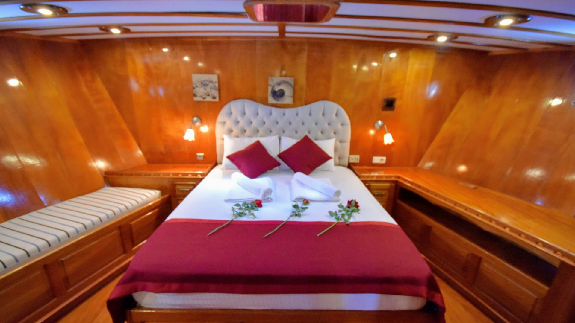 Fethiye Delux Gulet 5 Kabin 25 Metre