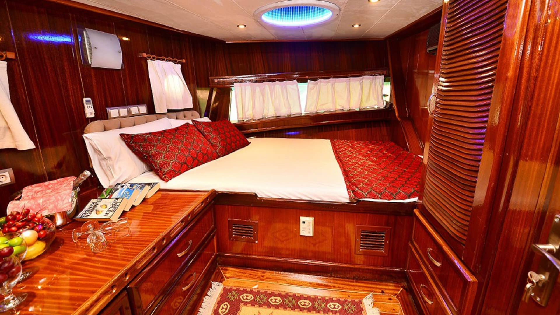 Fethiye Delux Gulet 8 Kabin 34 Metre