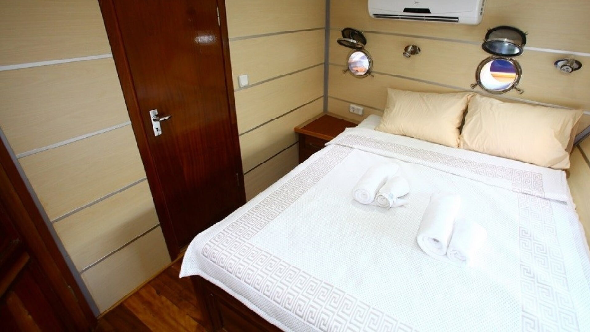 Fethiye Delux Gulet 10 Kabin 31 Metre