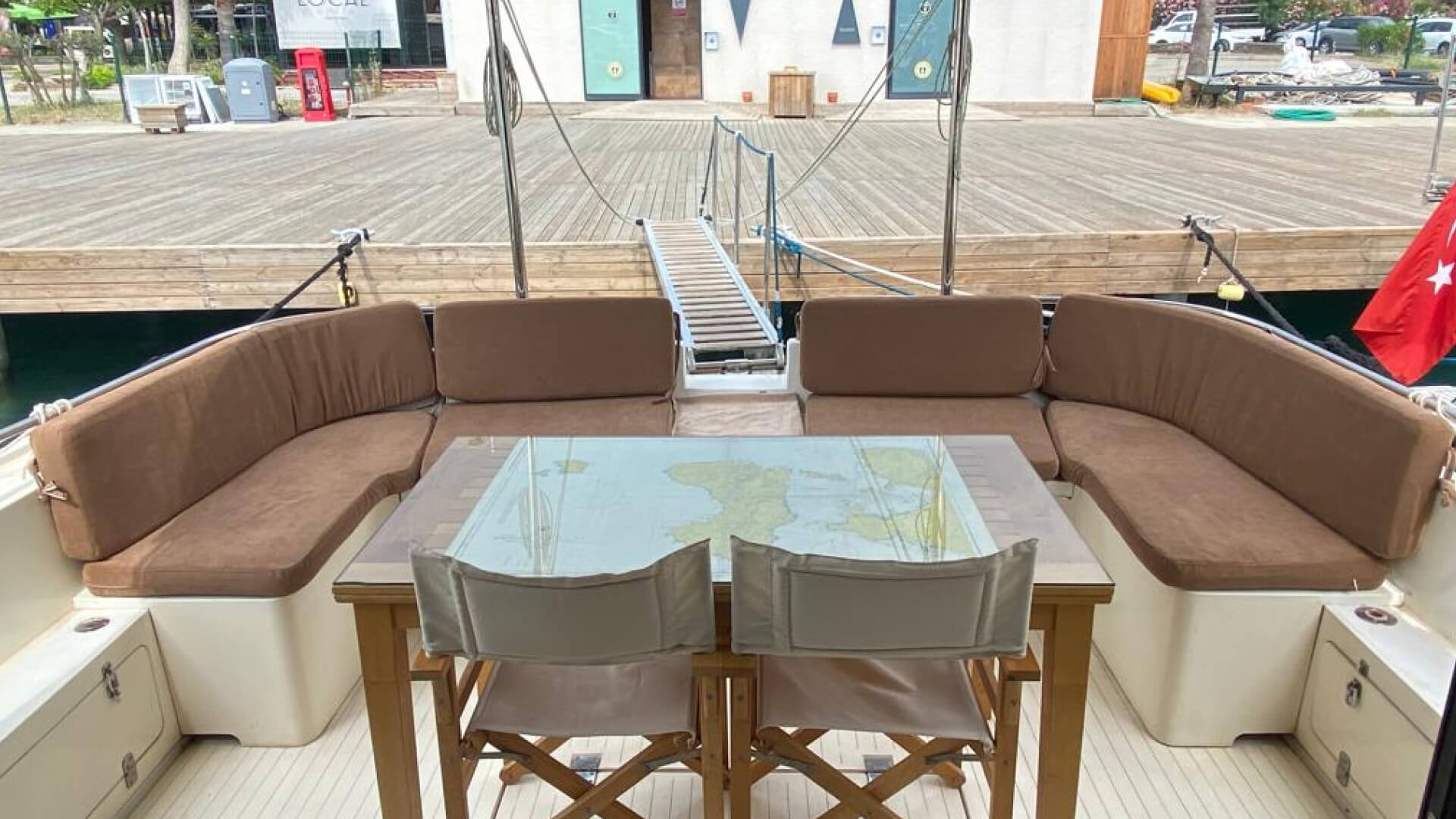 Fethiye Delux Motoryat Prencess 45 2 Kabin 14 Metre