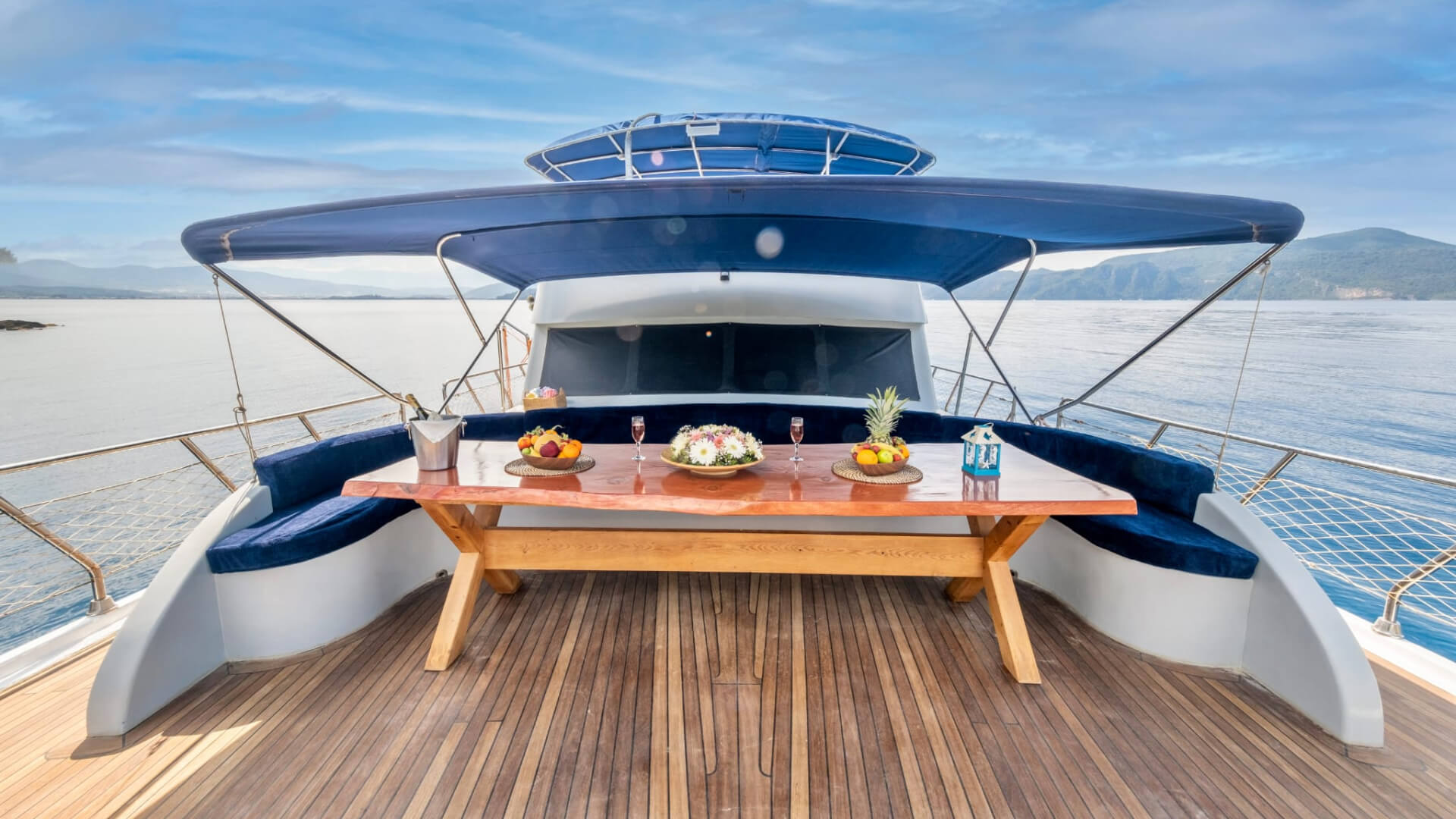 Konaklamalı Tekne Tatili Fethiye Lux Gulet 6 Kabin 24 Metre