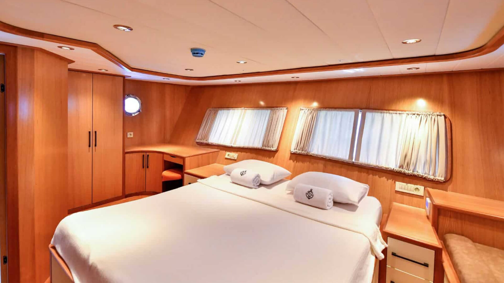 Fethiye Göcek Mavi Tur Delux Gulet 5 Kabin 24 Metre