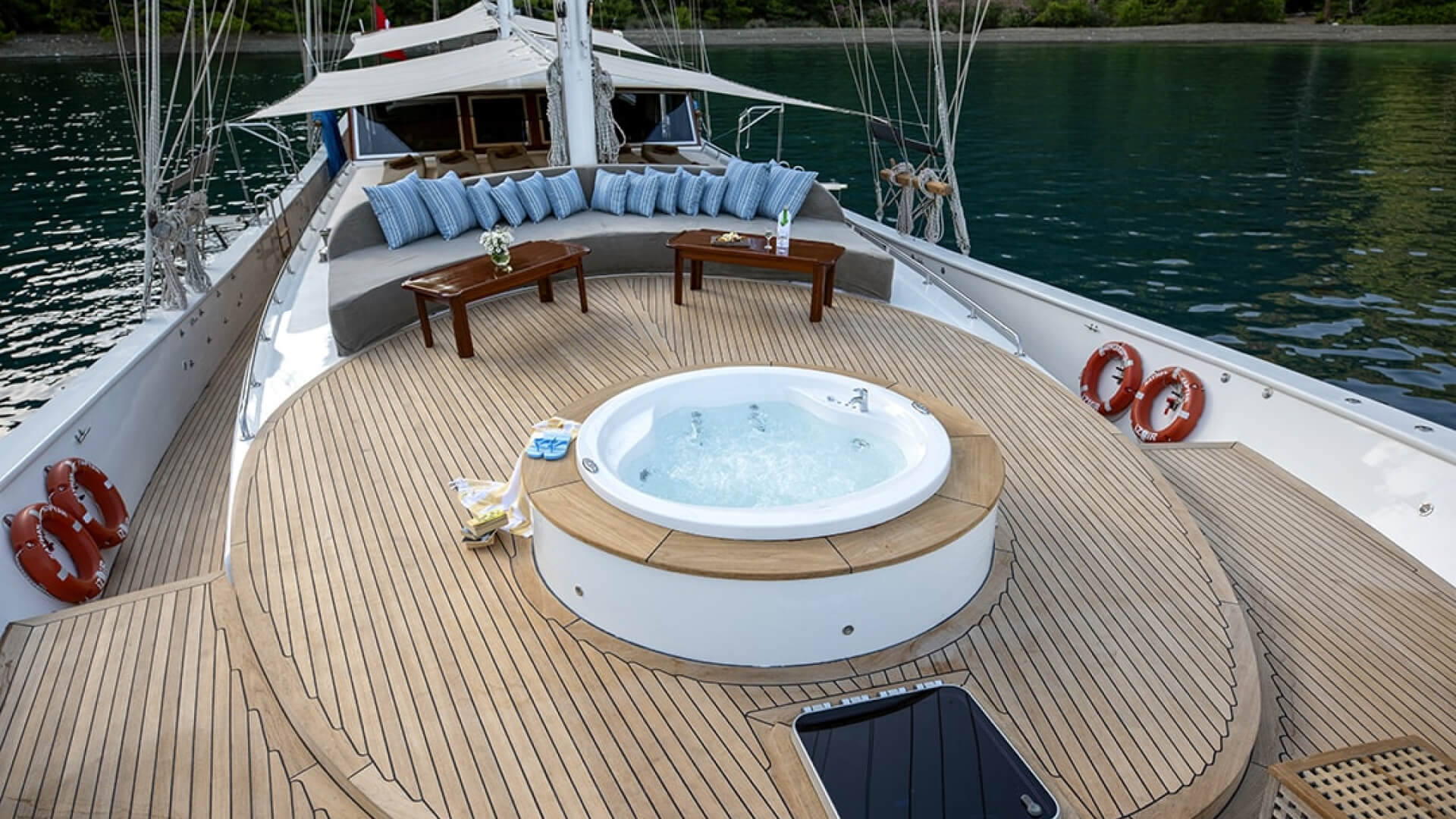 Lux Gulet Kiralama 6 Kabin 37 Metre