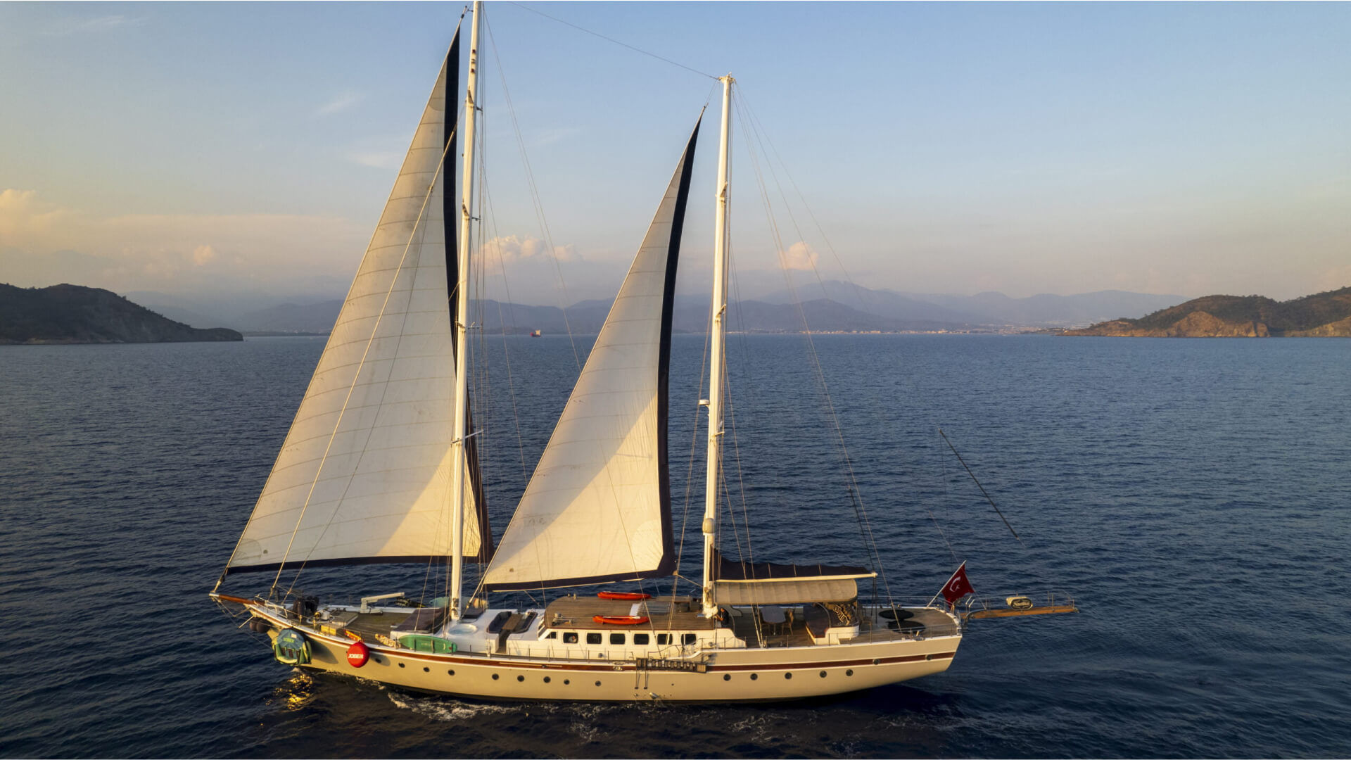 Delux Gulet Kiralama 5 Kabin 38 Metre